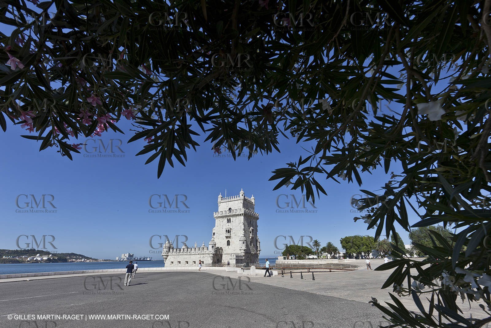 13 07 2011 - Cascais (POR) - 34th America's Cup - AC World Series - Cascais 2011 - Lisbon, Belem tower