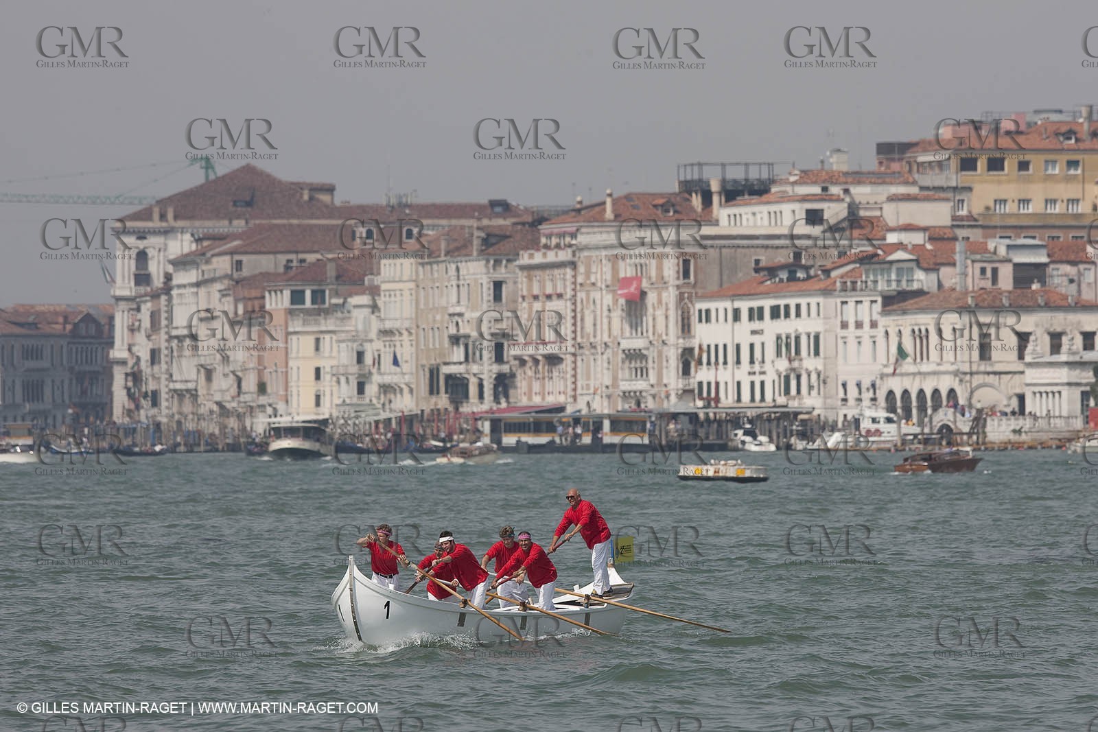 16 05 2009 - Venezia (ITA) -  BMW ORACLE Racing - Ishares Cup -Day 2
