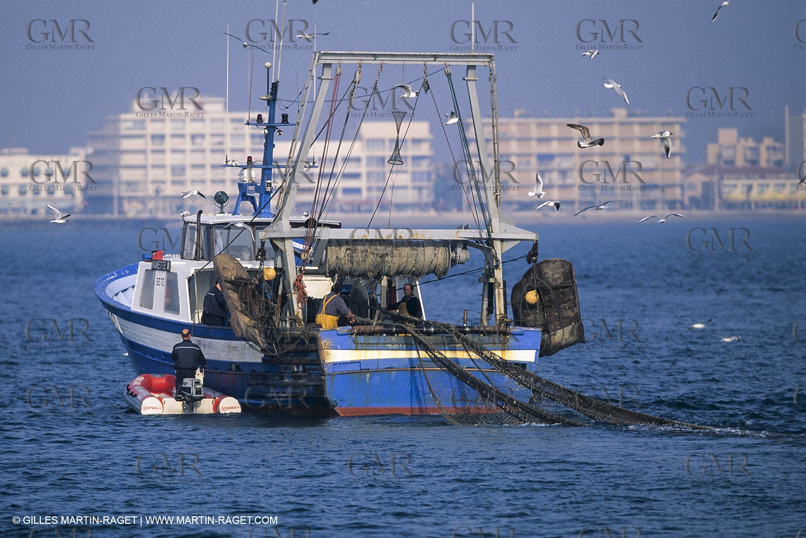 Monde maritime, Pêche, pêcheurs, bateaux de pêche, Marine world, fishing, fishermen, fishing boats
