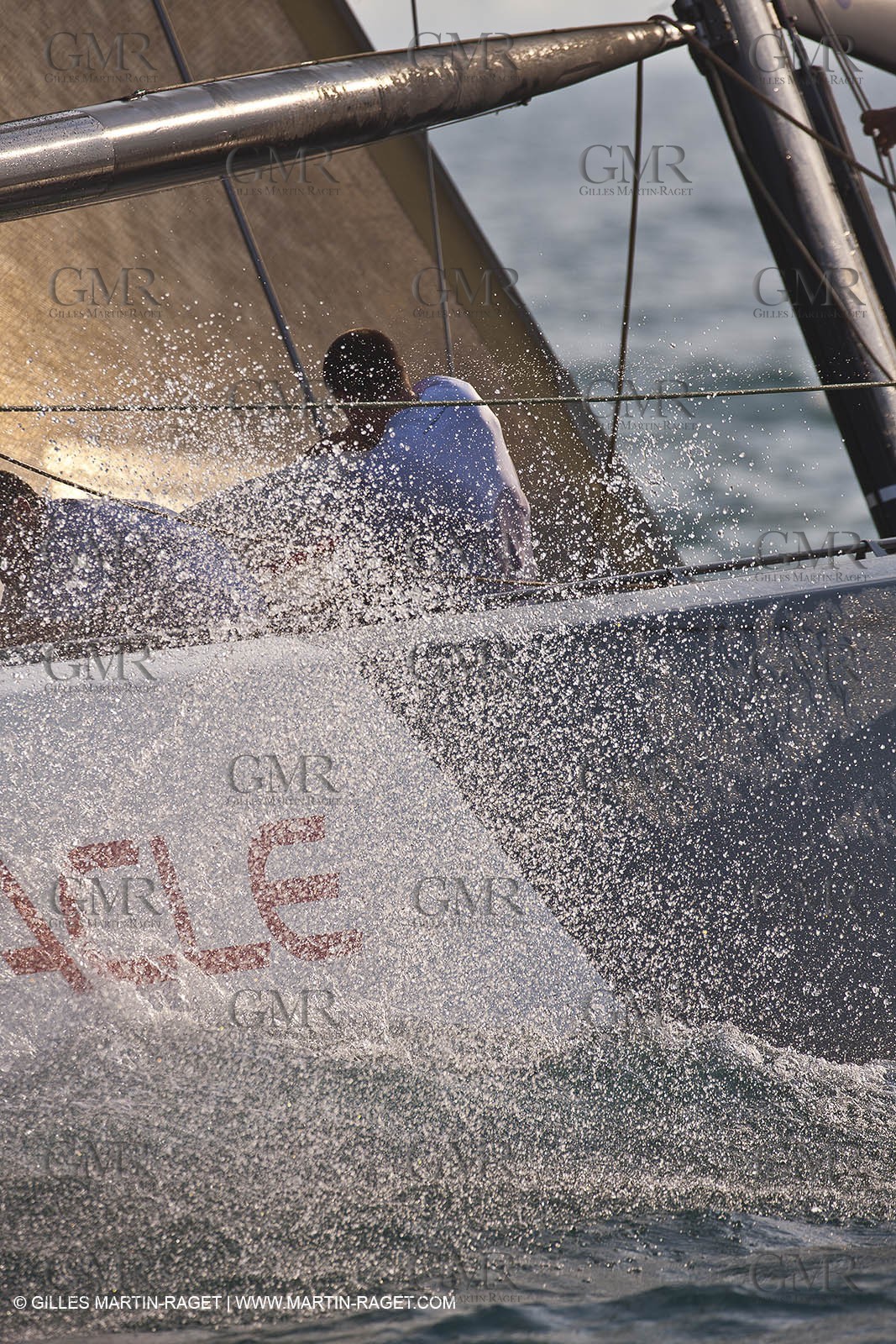 14 11 2010 - Dubai (UAE) - Dubai Louis Vuitton Trophy -  BMW ORACLE Racing - Training - Race Day 1