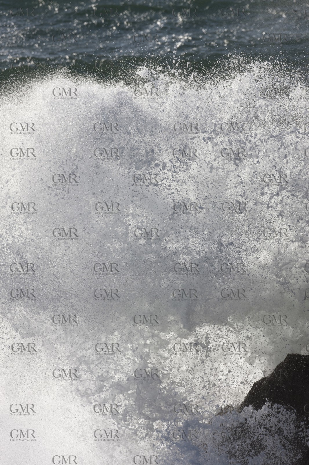 19 07 2011 - Cascais (POR) - 34th America's Cup - AC World Series - Cascais 2011 - Cascais area - Guincho