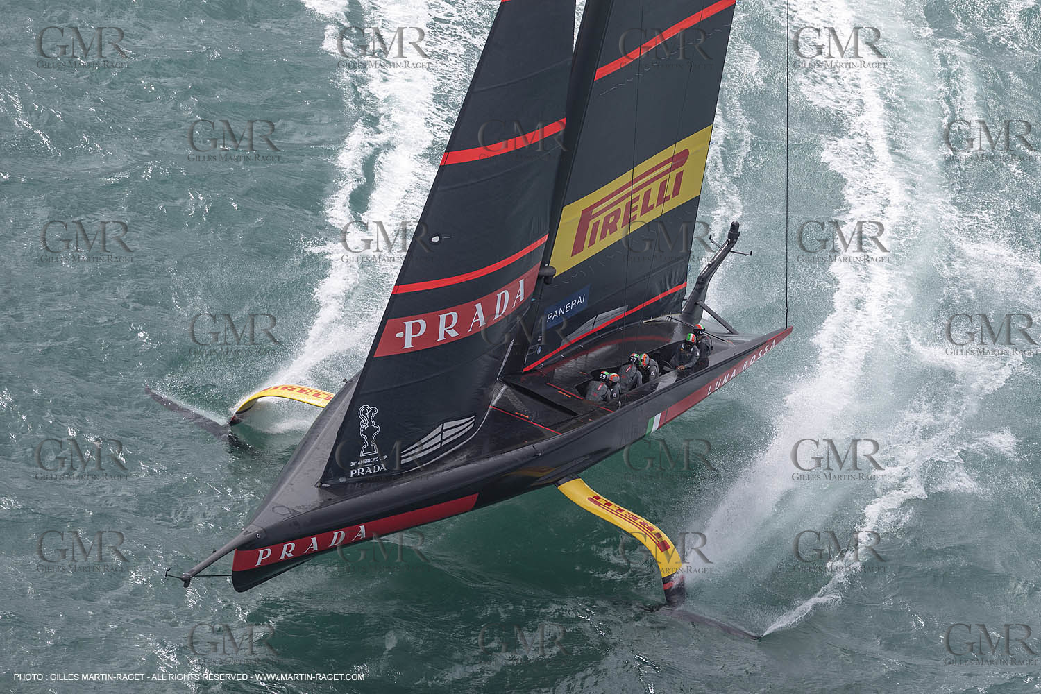 10 12 2020 - Auckland (NZL) - 36th America's Cup - Practice Sessions - Day 2 -Luna Rossa Prada Pirelli Team