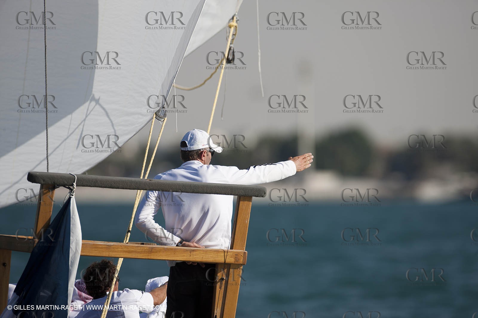 20 11 2010 - Dubai (UAE) - Dubai Louis Vuitton Trophy - Traditionnal dhow races for competing teams
