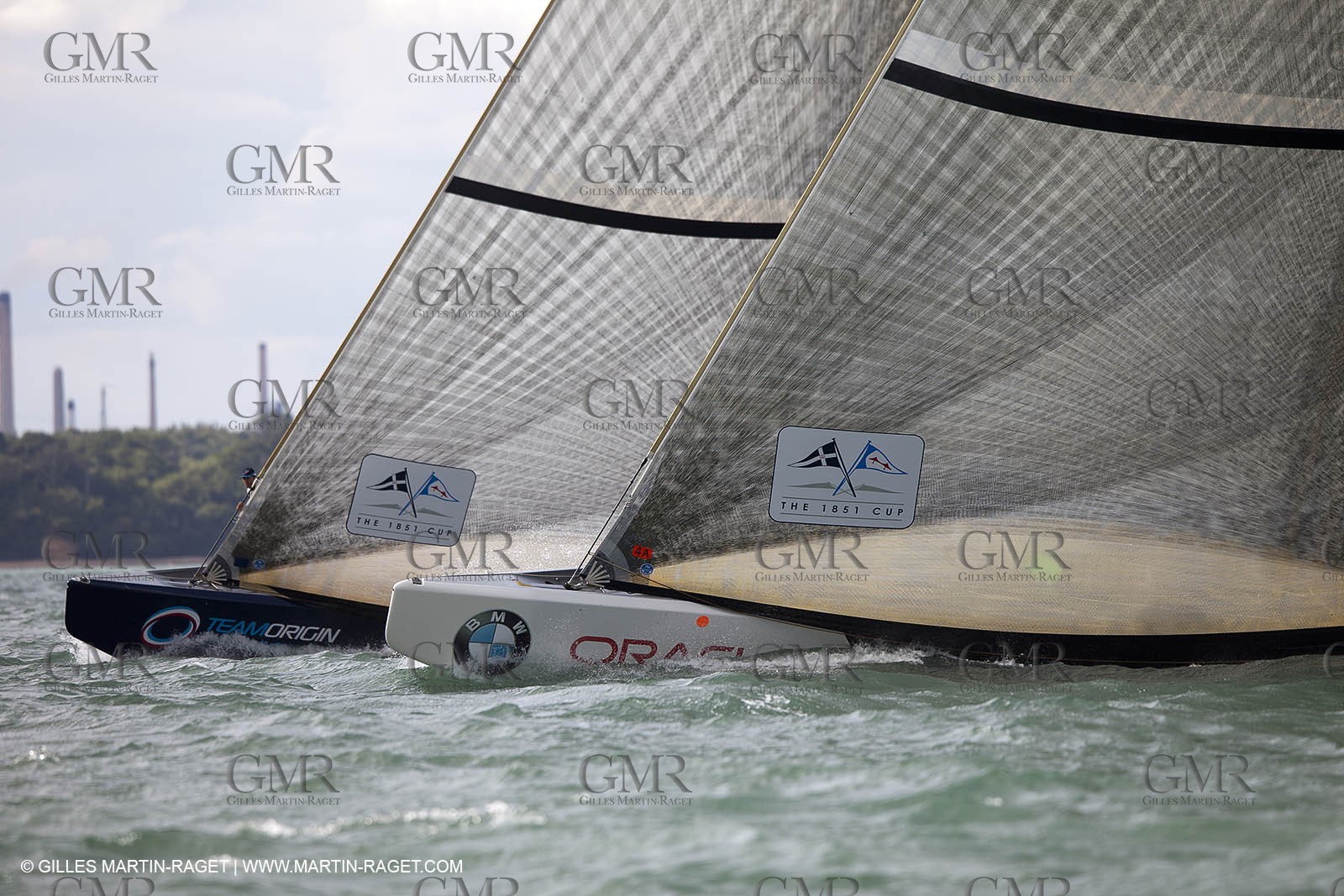 02 08 2010 - Cowes (UK, IOW) 1851 Cup -  BMW ORACLE Racing - Training Day.