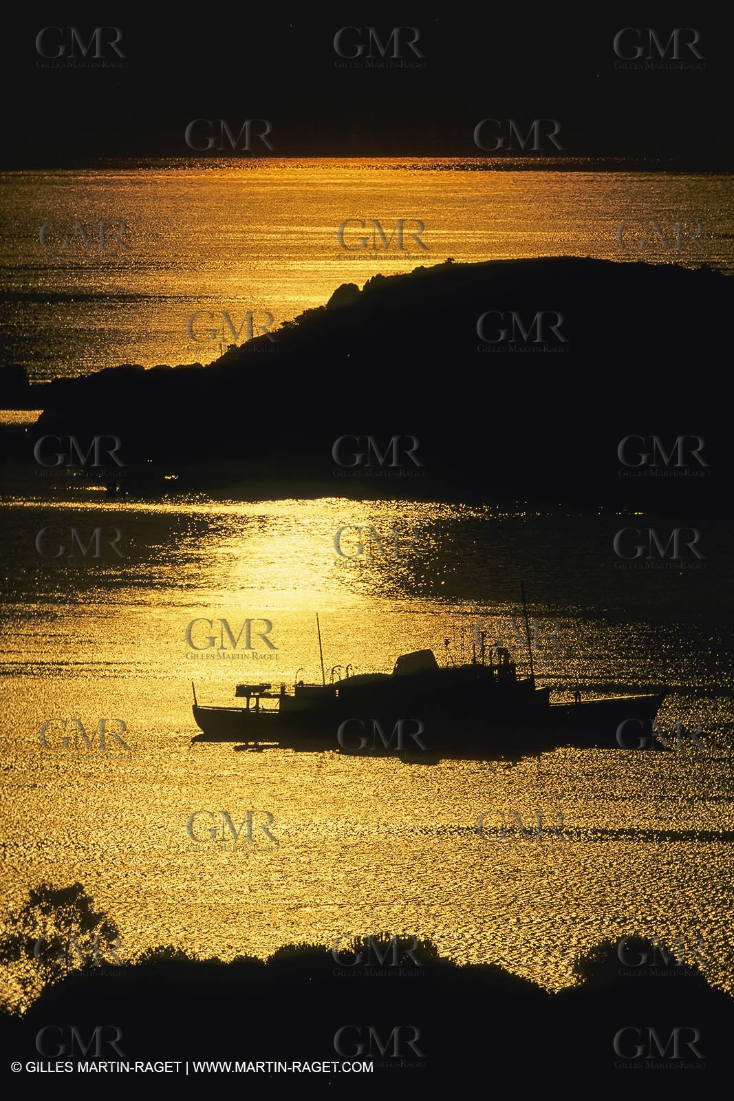 Powerboating, super Yachts