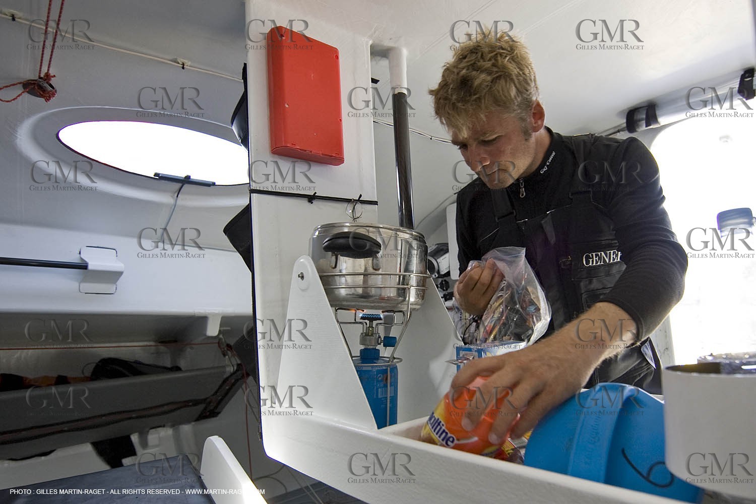 27 09 2008 - Lorient (FRA, 56) - Onboard Generali with Yann Eliès - Vendée Globe 2008 Training