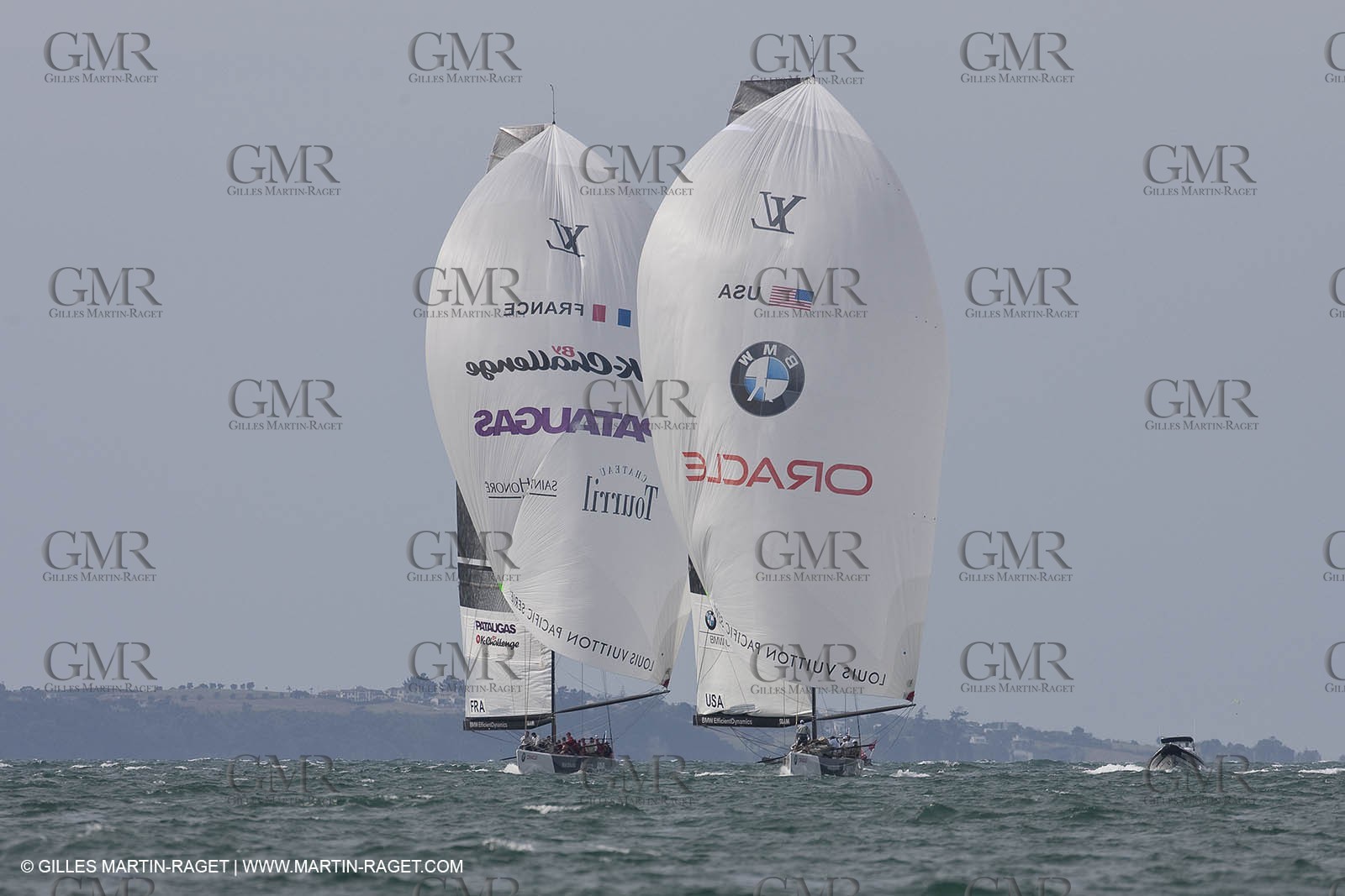 02 02 2009 - Auckland (NZL) - Louis Vuitton Pacific Series - Racing Day 4 - Round Robin 2 - BMW ORACLE RAcing Vs Pataugas by K-Challenge