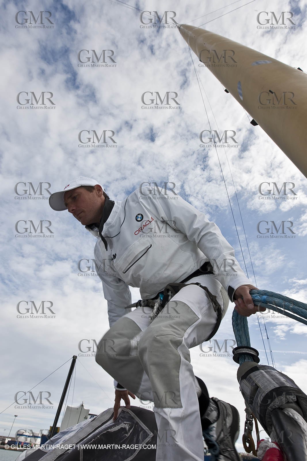06 02 2010 - Valencia (ESP) - 33rd America's Cup - BMW ORACLE Racing - Day off 1 - Getting the yacht ready
