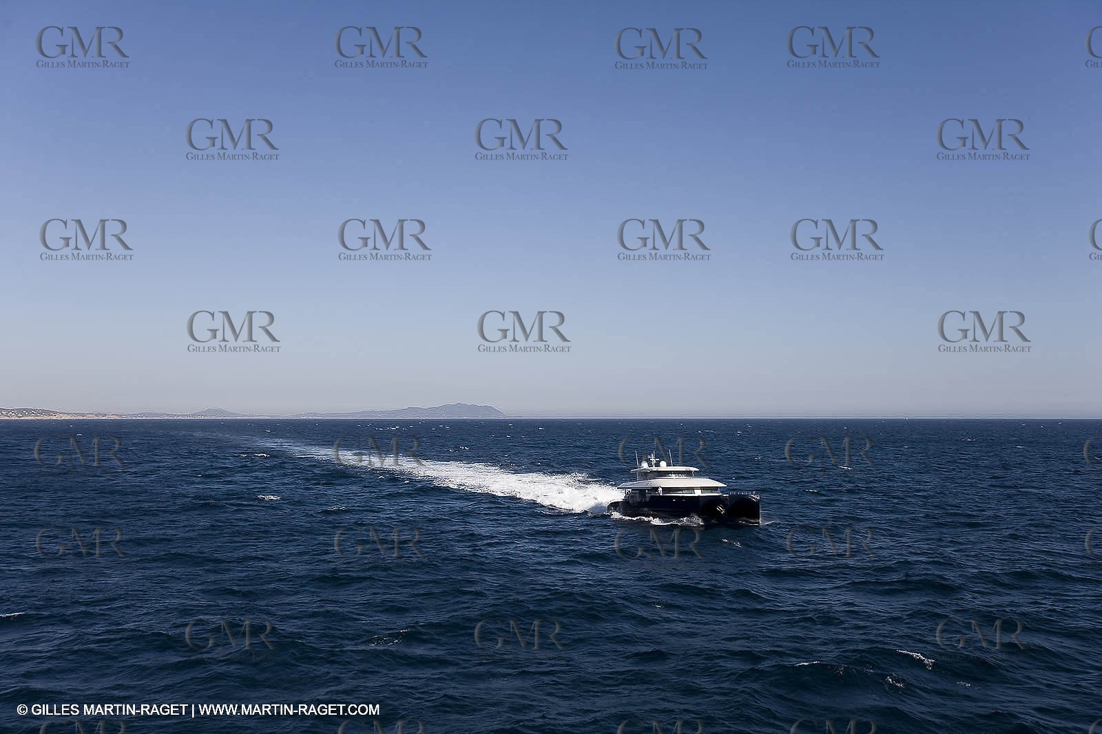 13-07-07 - La Ciotat (FRANCE) - MotorYacht - Chantier H2X