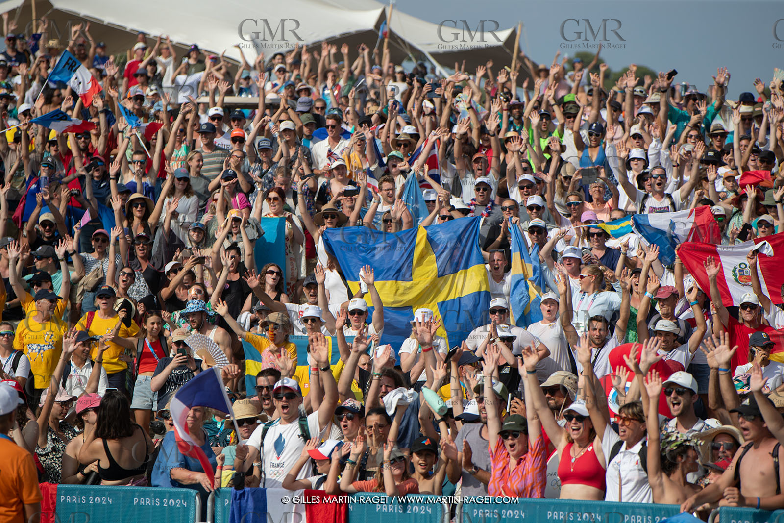 02 08 2024, Marseille (FRA), Paris 2024 Olympic Games, Sailing, Race Day 5, Medal ceremony for 49er FX and 49er