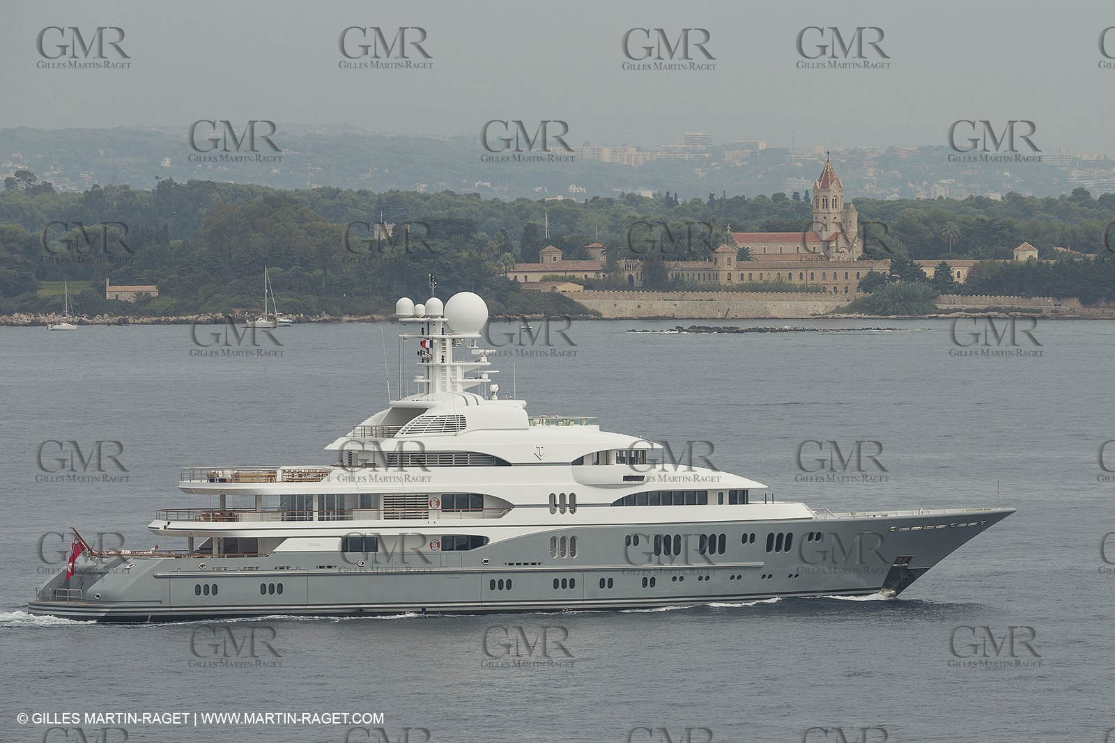 21 09 2014 - Cannes (FRA,83), Motor yacht TV