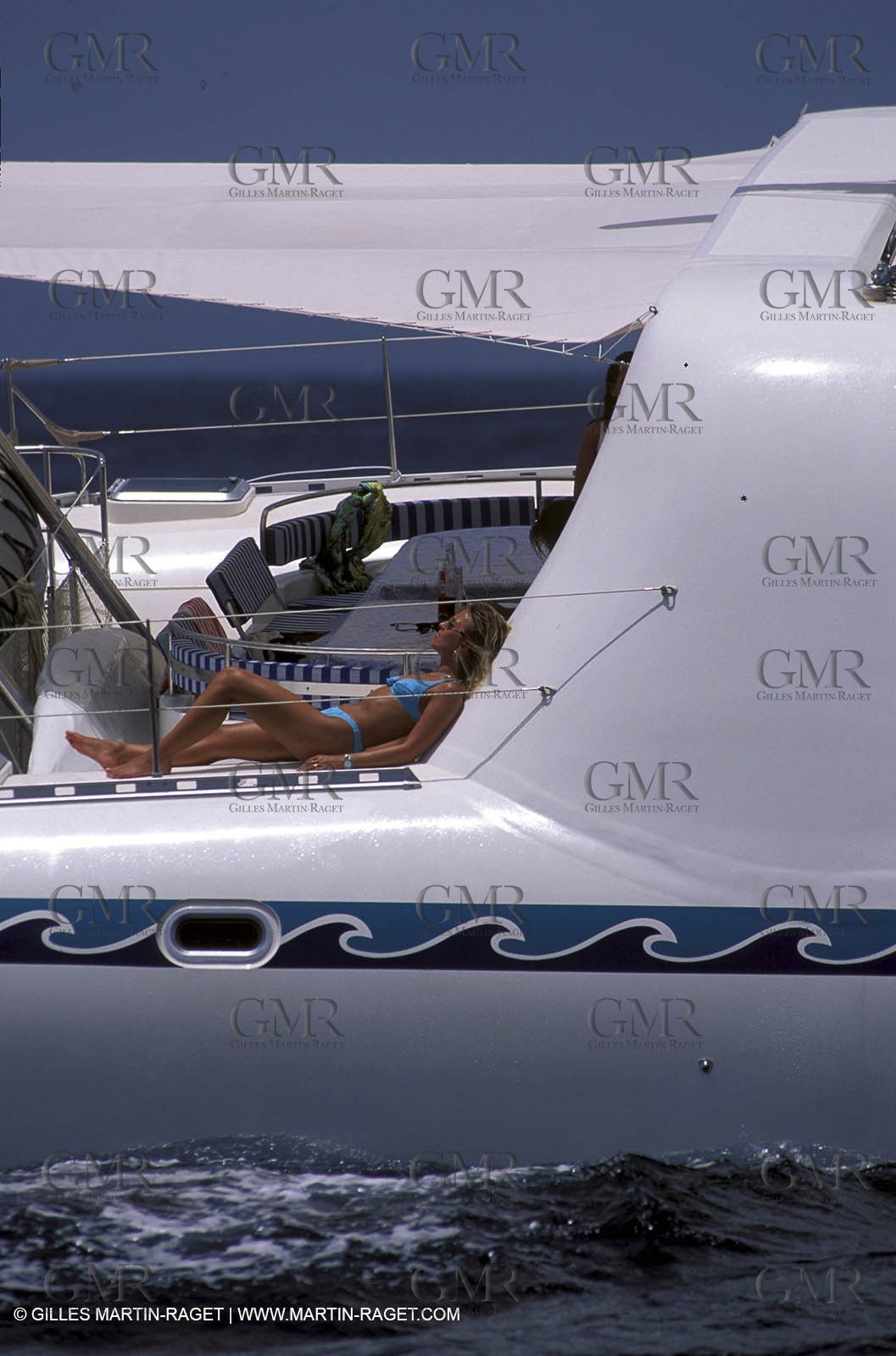 Cruising - People - Doing nothing