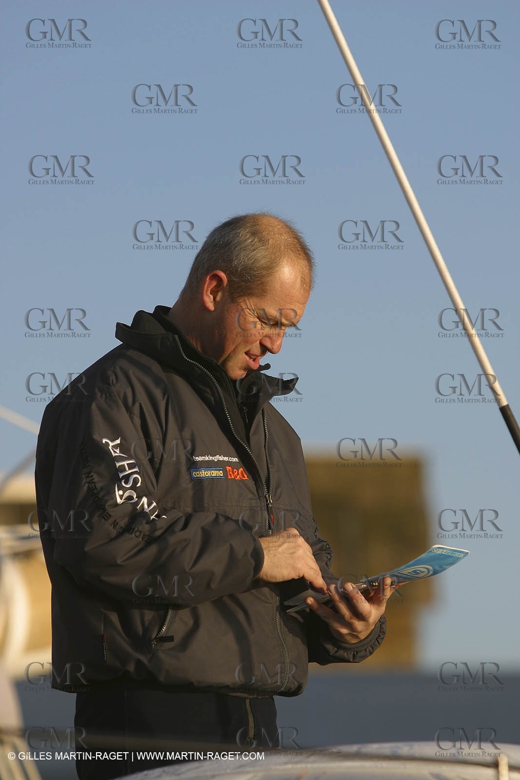 Kingfisher II - Jules Verne Trophy 2002 start - Brest