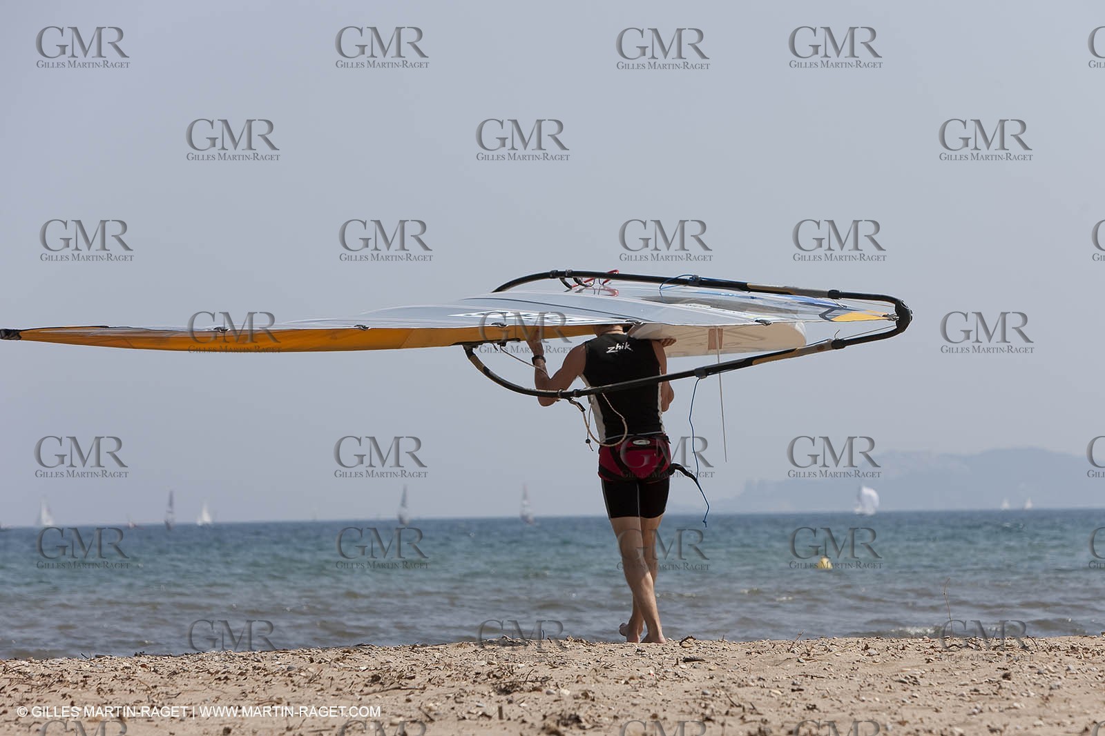 20 04 2010 - Hyères (FRA,83) - SOF 2010 - ZHIK Team - RSXmen - Julien Bontemps