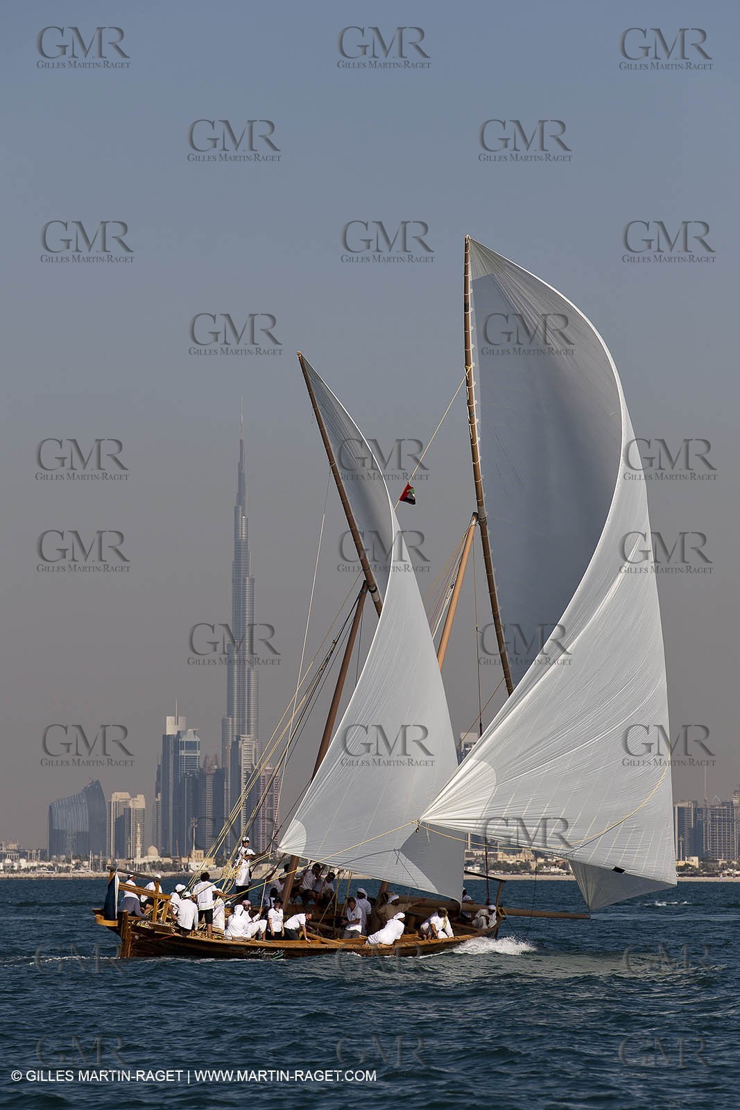 20 11 2010 - Dubai (UAE) - Dubai Louis Vuitton Trophy - Traditionnal dhow races for competing teams