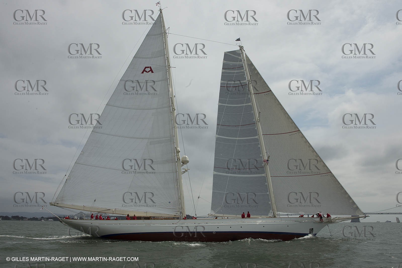 10 09 2013 - San Francisco (USA,CA) - 34th America's Cup - Final Match - Lay day n° 2 - Superyachts Regatta