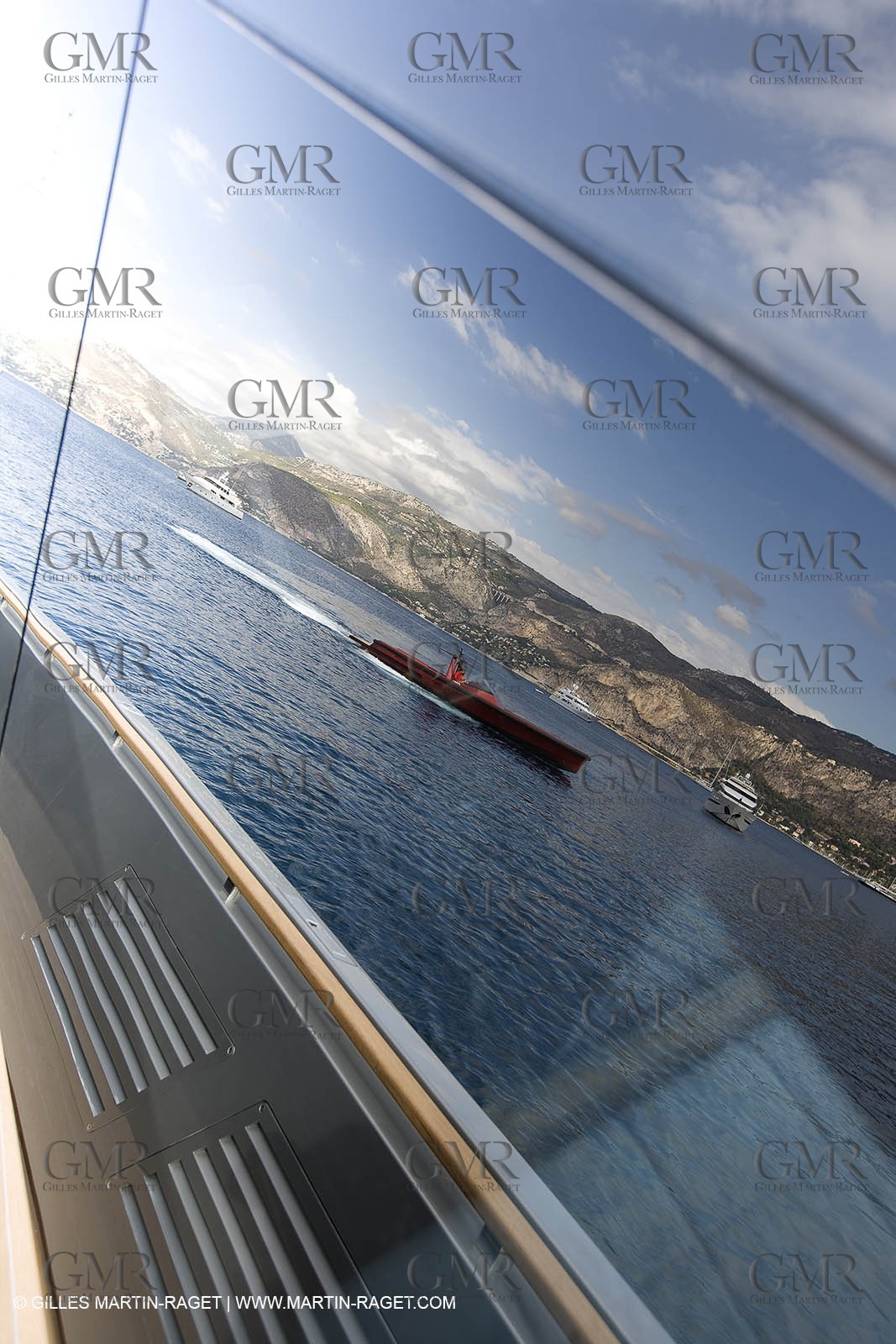 29 09 2007 - St Jean Cap Ferrat - Wally Yachts - Wally Power 70 - Lau Lau