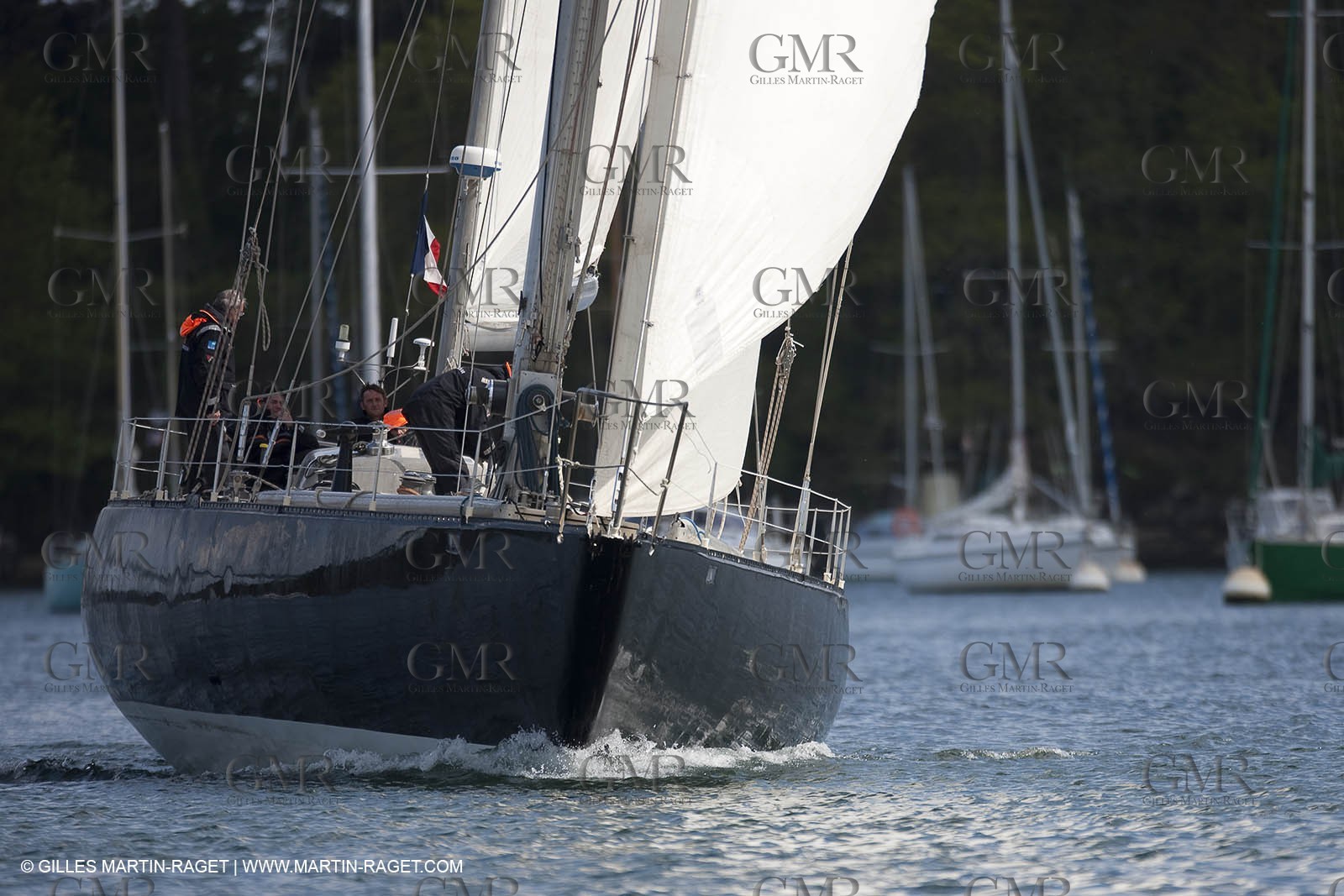 19 05 2010- Benodet (FRA,56)  -  Pen Duick VI  sailing in Odet river