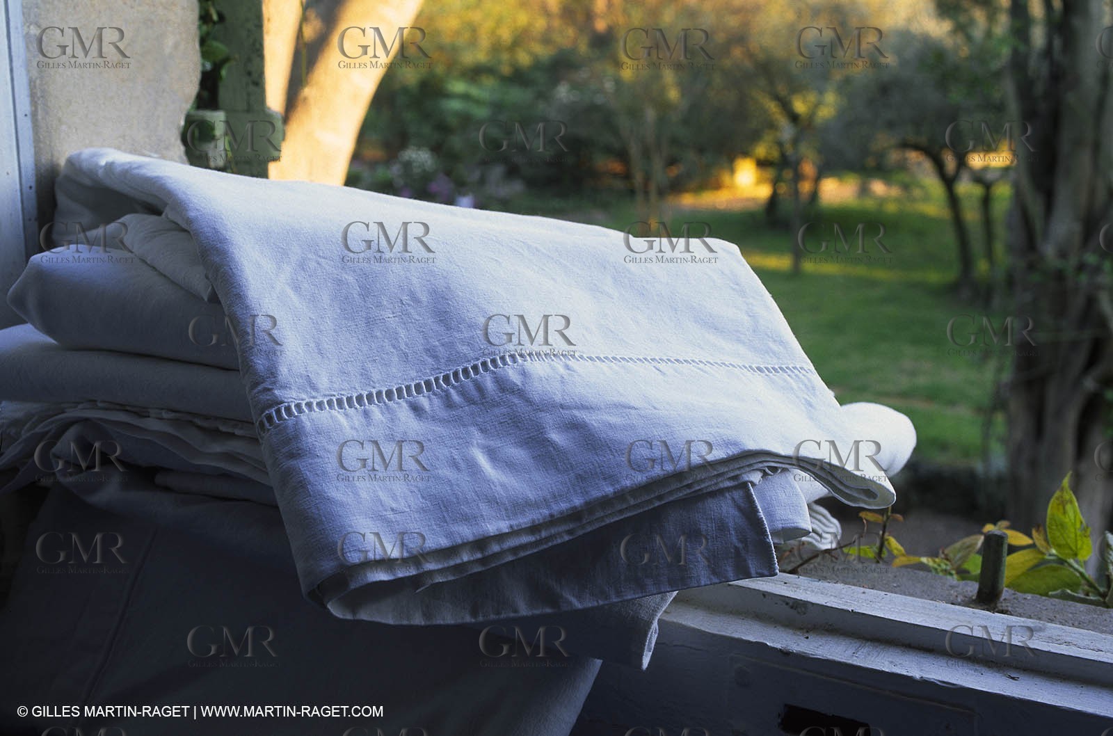 Bouches du Rhône, (FRA,13), Household linen