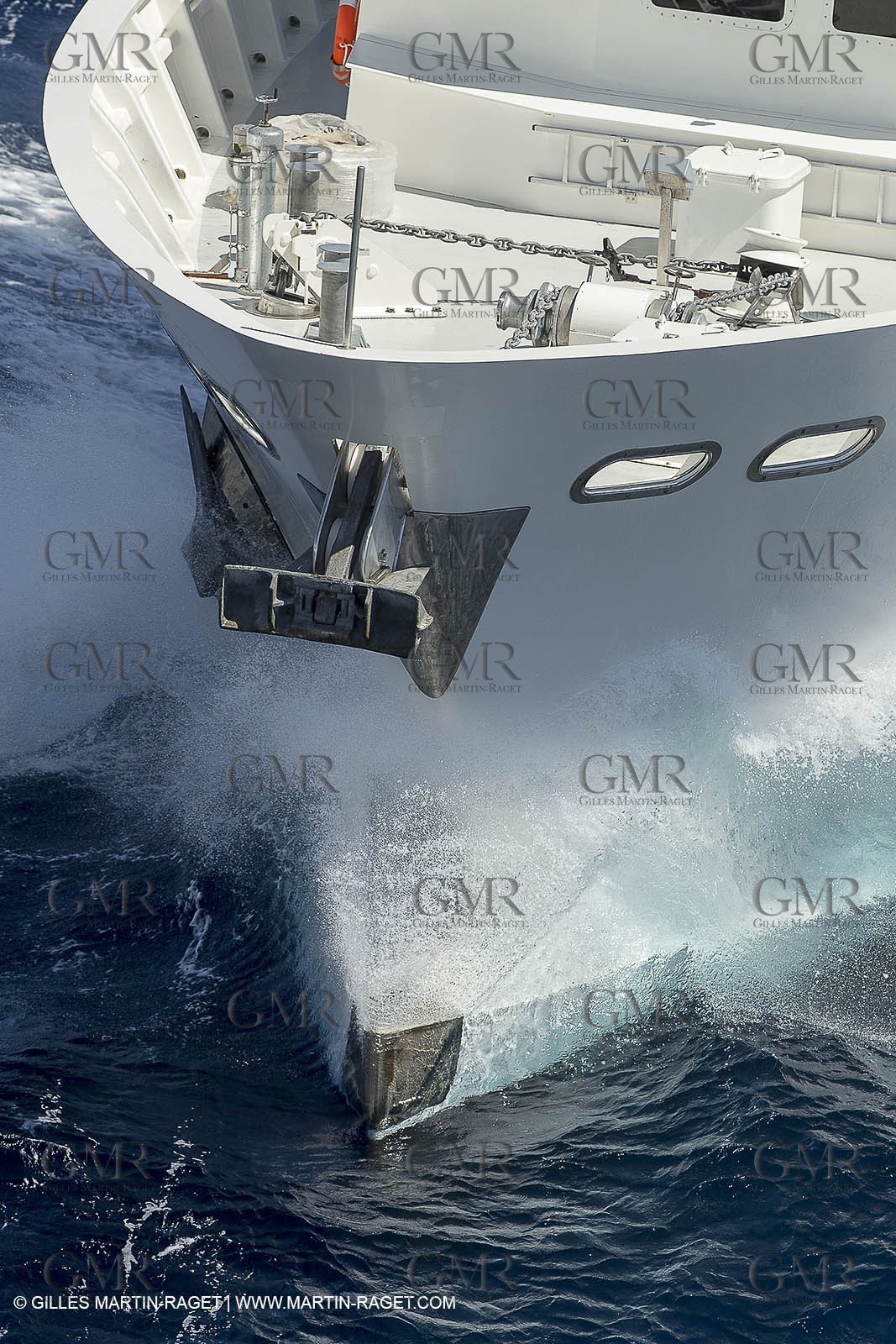 Al Azizi - Chantier H2X - Navires de recherche océanographique - Essais en mer au large de La Ciotat (FRA,13) - 29 07 2014