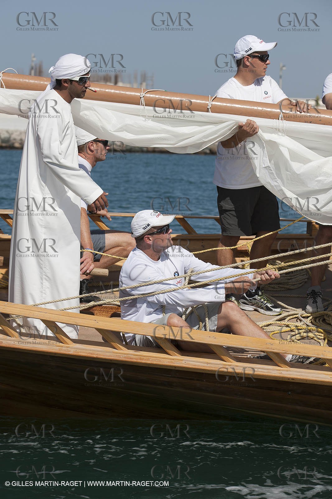 20 11 2010 - Dubai (UAE) - Dubai Louis Vuitton Trophy - Traditionnal dhow races for competing teams