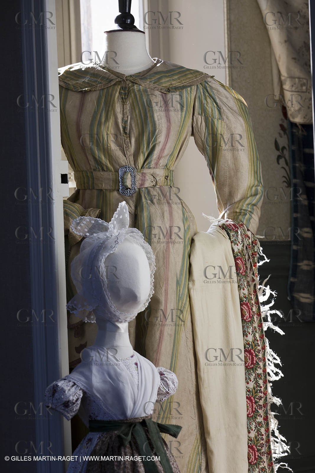 06 07 2012, Toulon (FRA,83), Villa Rozemaine, exhibition 'Fashion Dresses