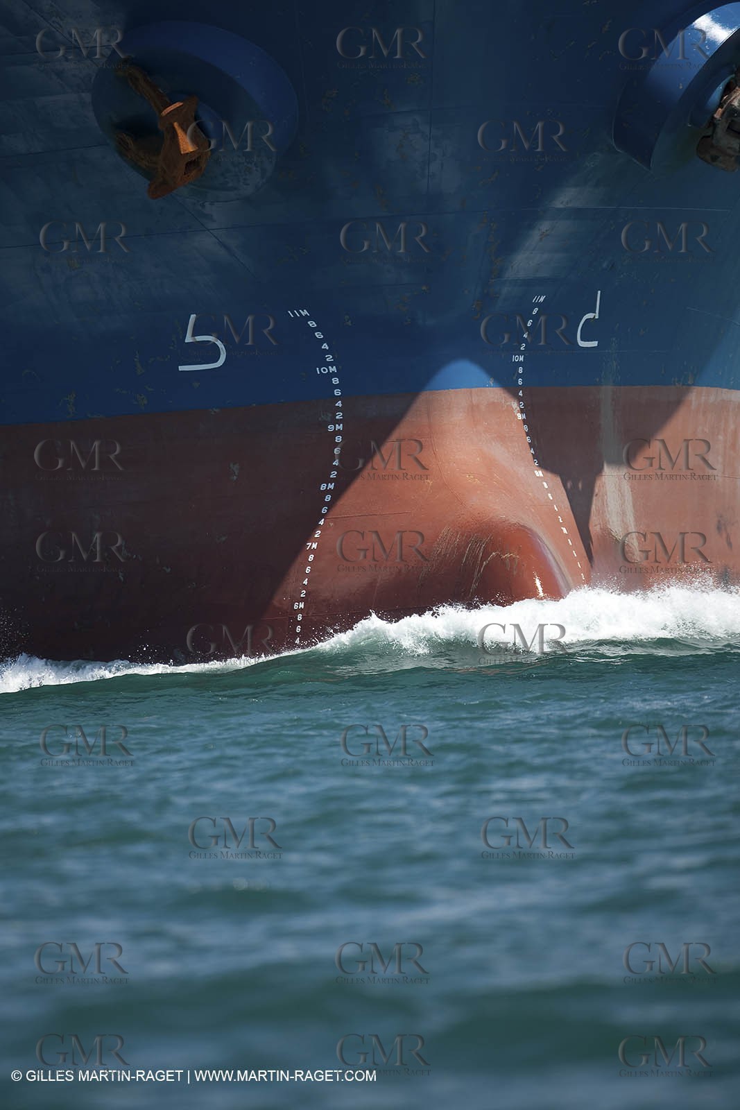 23 01 2009 - Auckland (NZL) - Louis Vuitton Pacific Series - BMW ORACLE Racing - Tuning up onboard Emirates Team New Zealand yacht