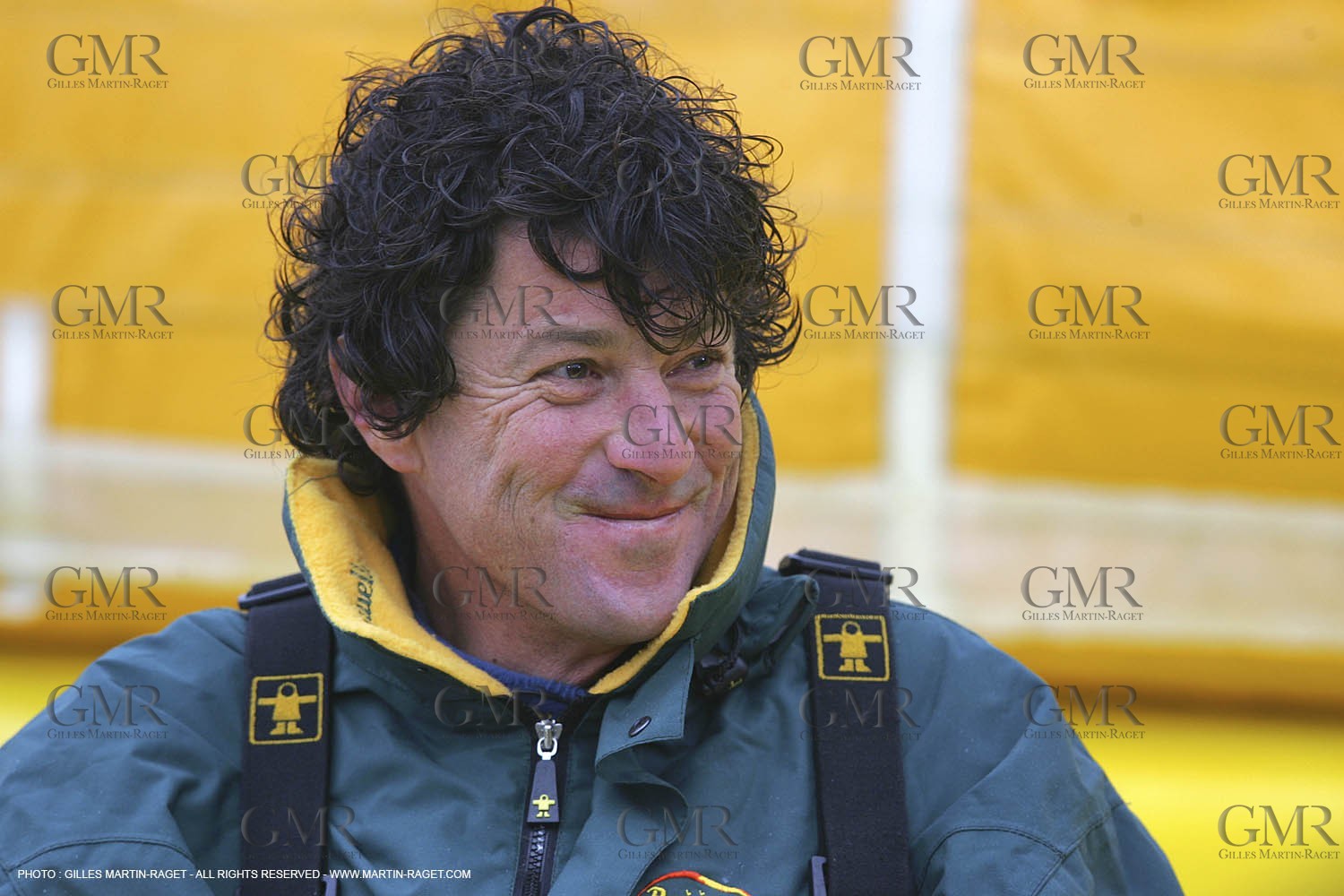 IMOCA Class - 2004 Vendée Globe  - Jean LeCam - Bonduelle - 2nd arrival