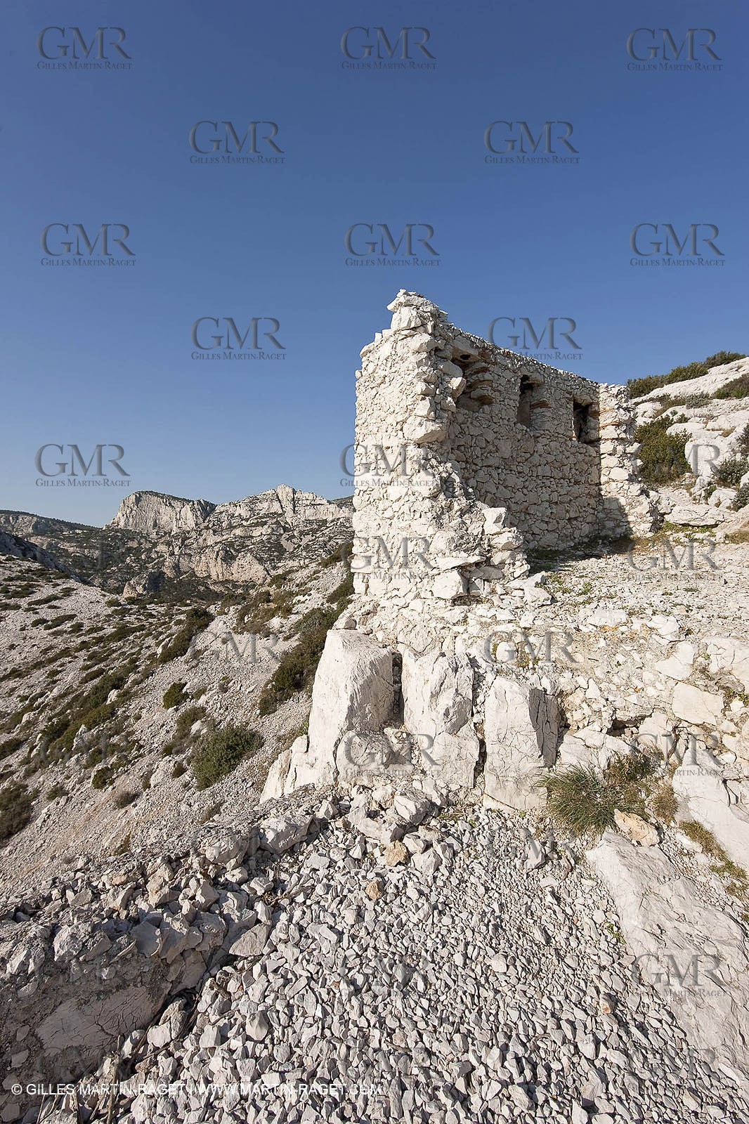 23 03 2009 - Marseille (FRA, 13) - Les Calanques - Castle ruins