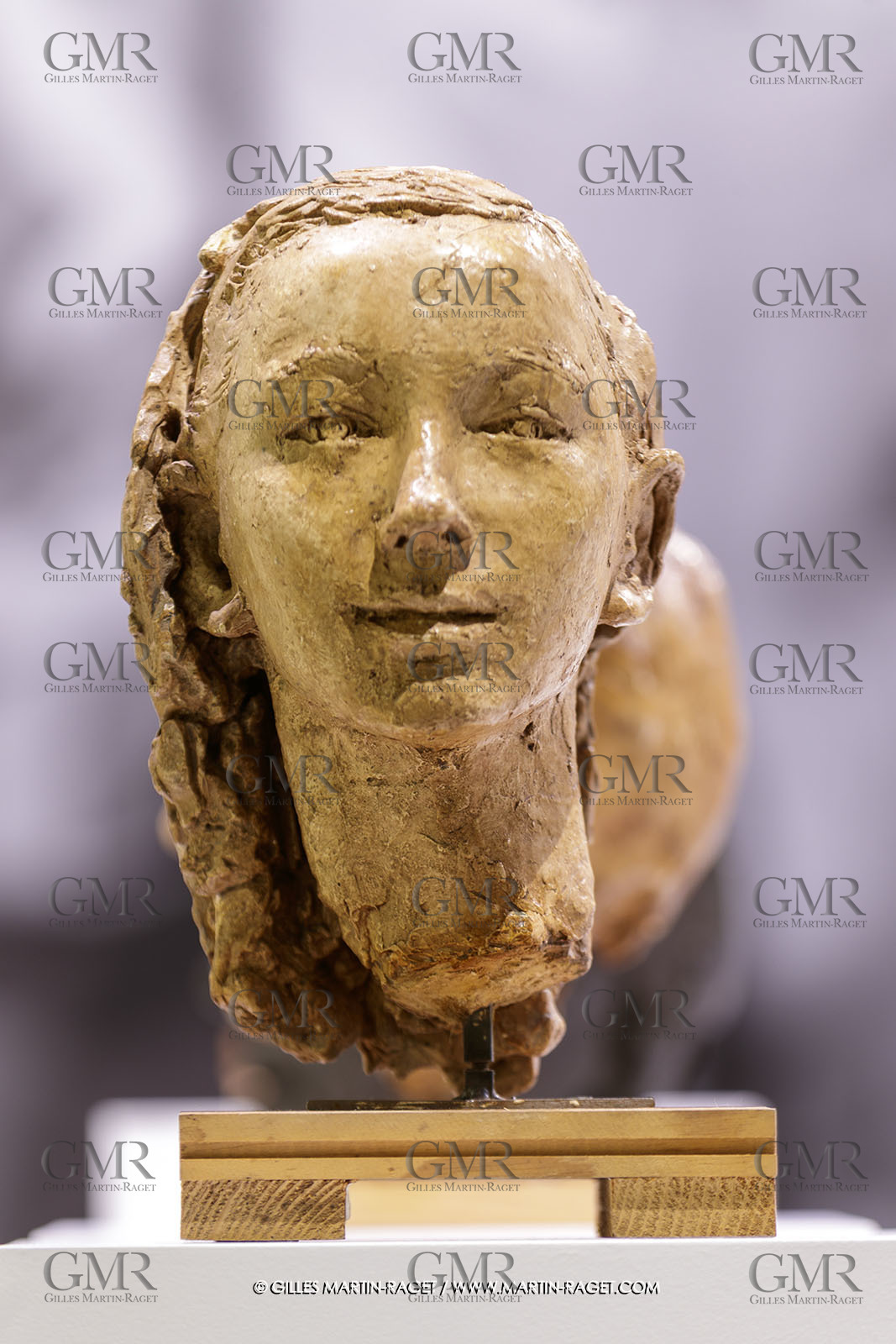 02 05 2023, Paris (FRA), oeuvre de Germaine Richier, Exposition Centre Pompidou 2023,  Buste n° 33, Françoise Cachin 1950, Plâtre original patiné, 32,5 x 19,5 x 21 cm, Collection particulière