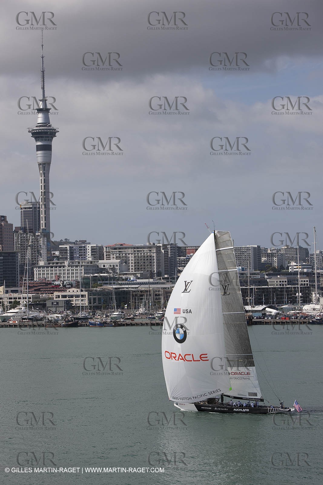 29 01 2009 - Auckland (NZL) -  Louis Vuitton Pacific Series - BMW ORACLE Racing - Training