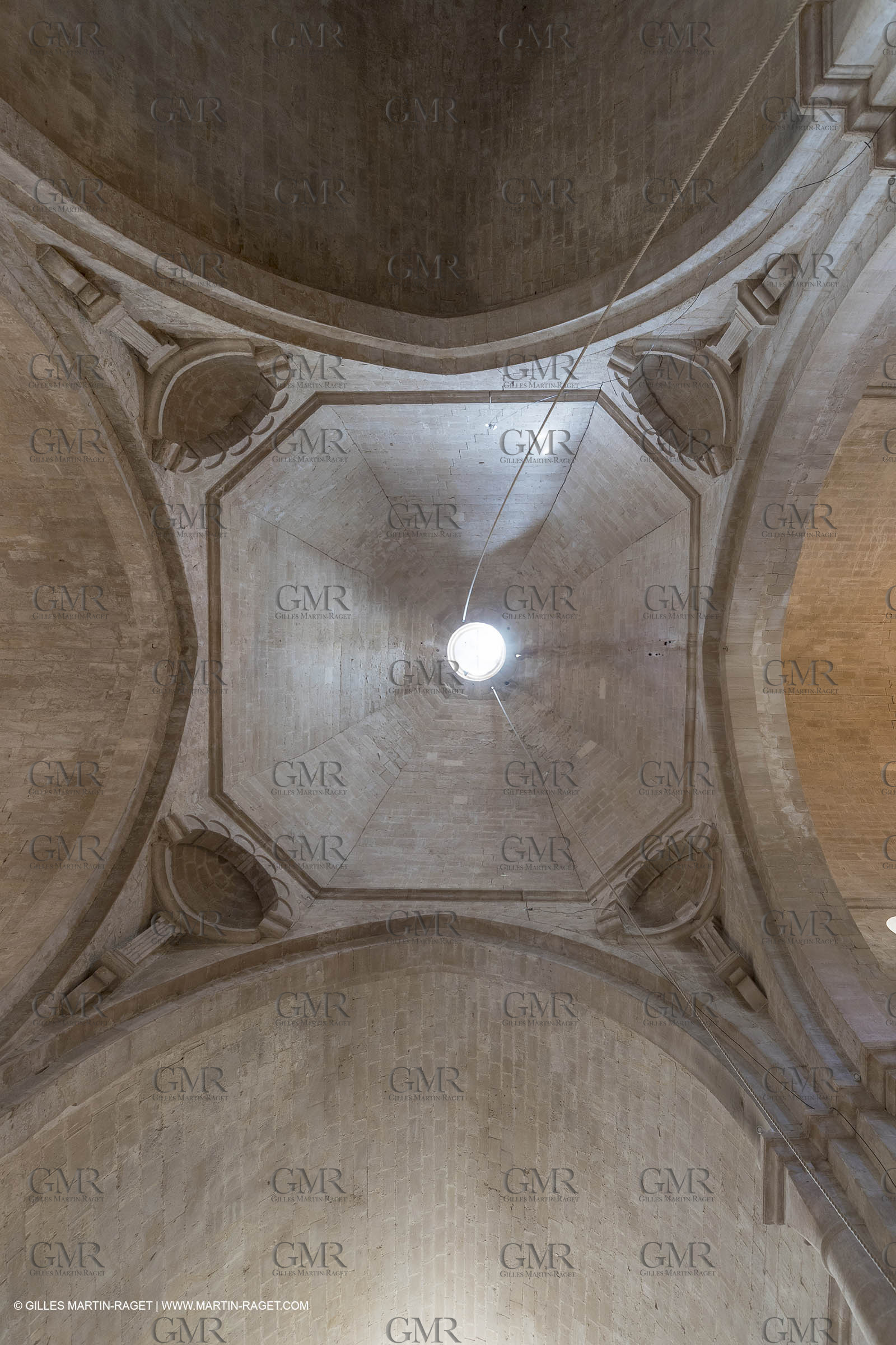 25 06 2018, Gordes (FRA,84), Abbaye de Sénanque