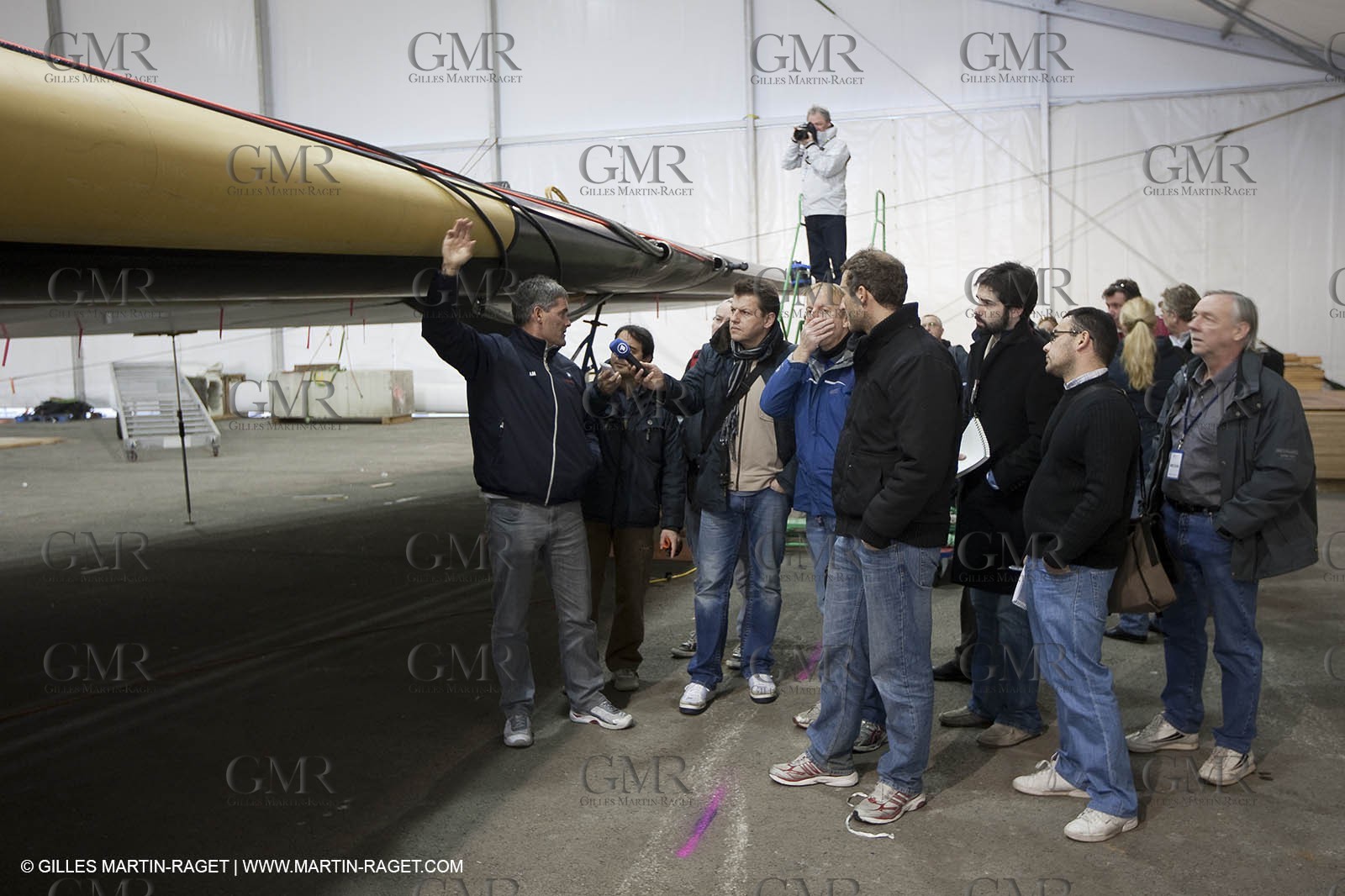 19 01 2010 - Valencia (ESP) - 33rd America's Cup - BMW ORACLE Racing - Boat preparation - Valencia Training - Sail 3 - International press visit base