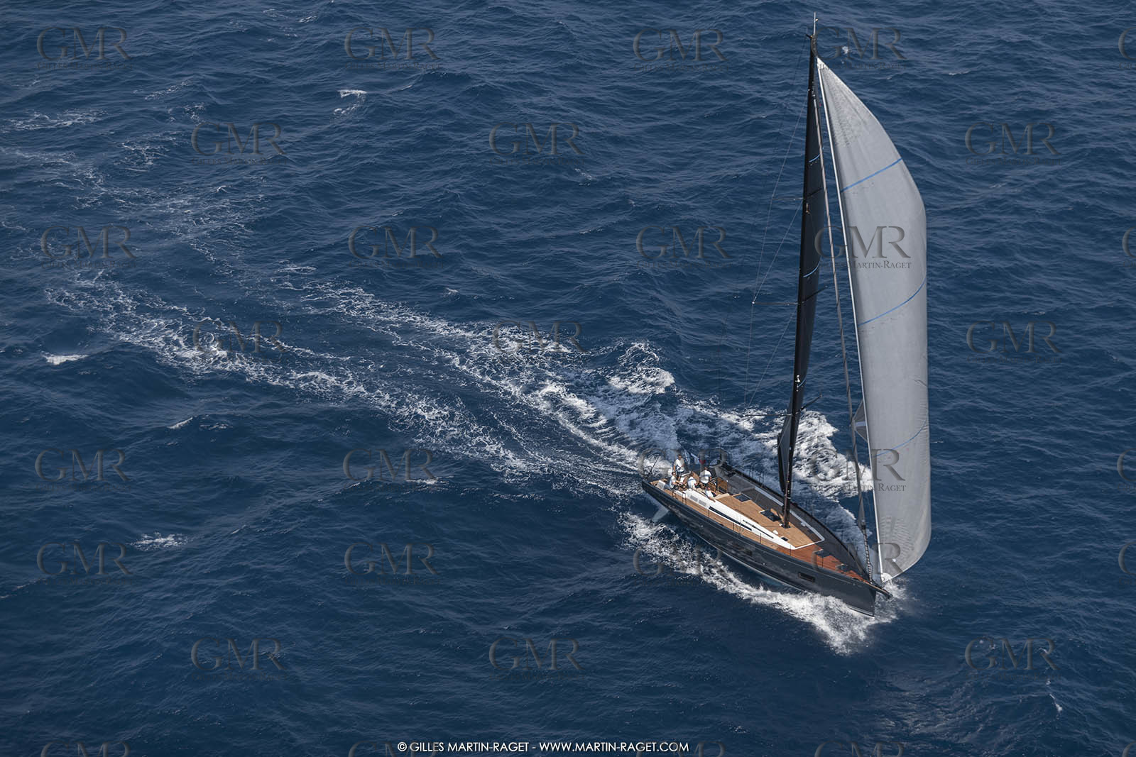 03 09 2019, Cannes (FRA,06), Chantier Beneteau, First Yacht 53