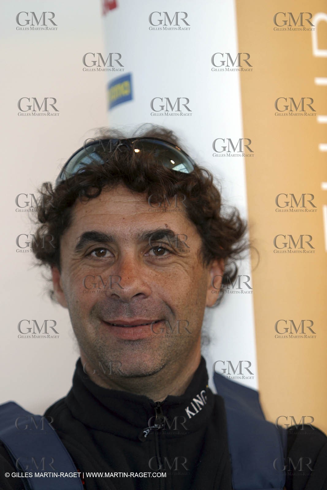 Kingfisher II - départ Trophée Jules Verne 2002 - Brest