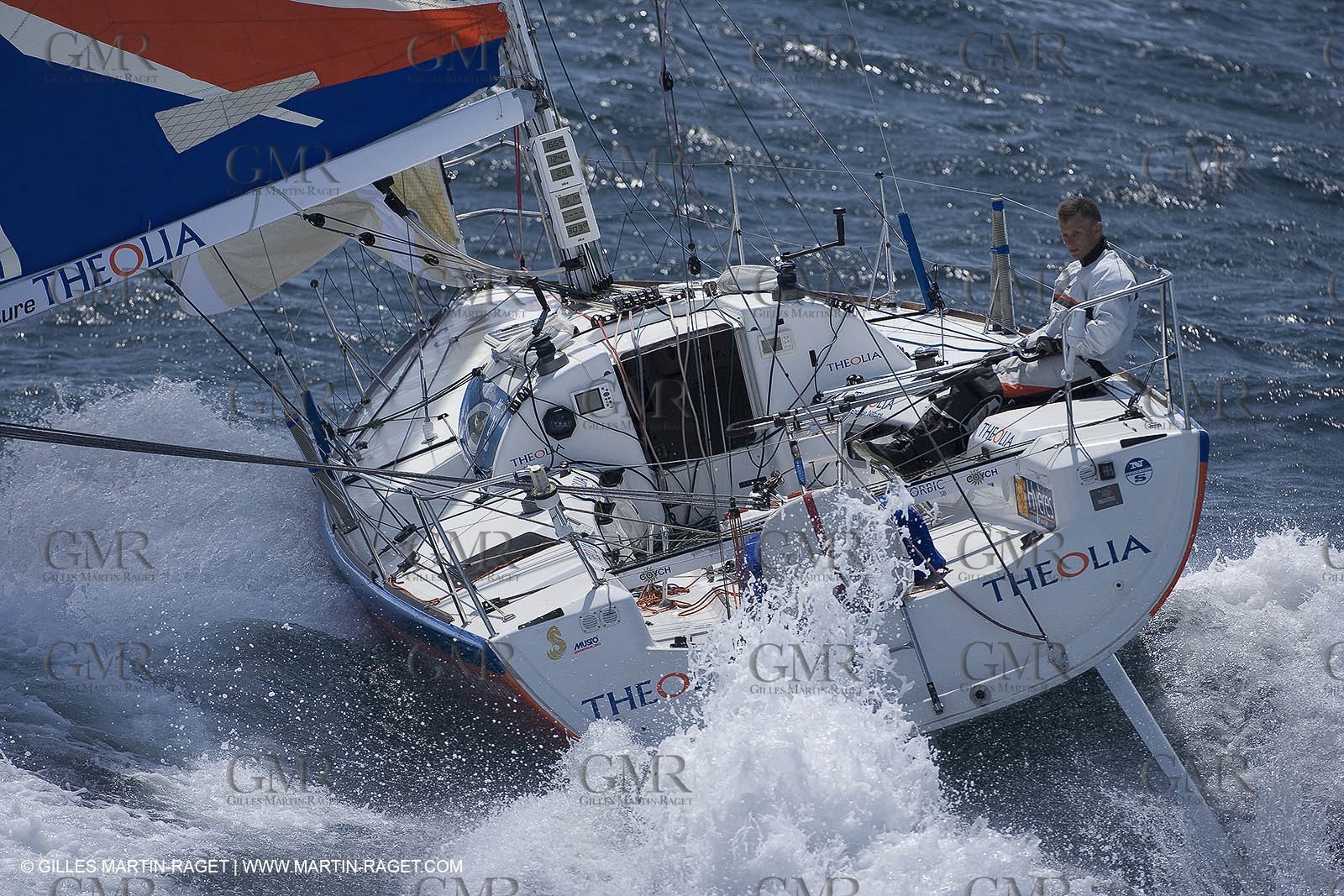 06-26-2007 - FIGARO II - THEOLIA - Skipper : Robert Nagy - Training off Marseille (south France) with strong wind conditions