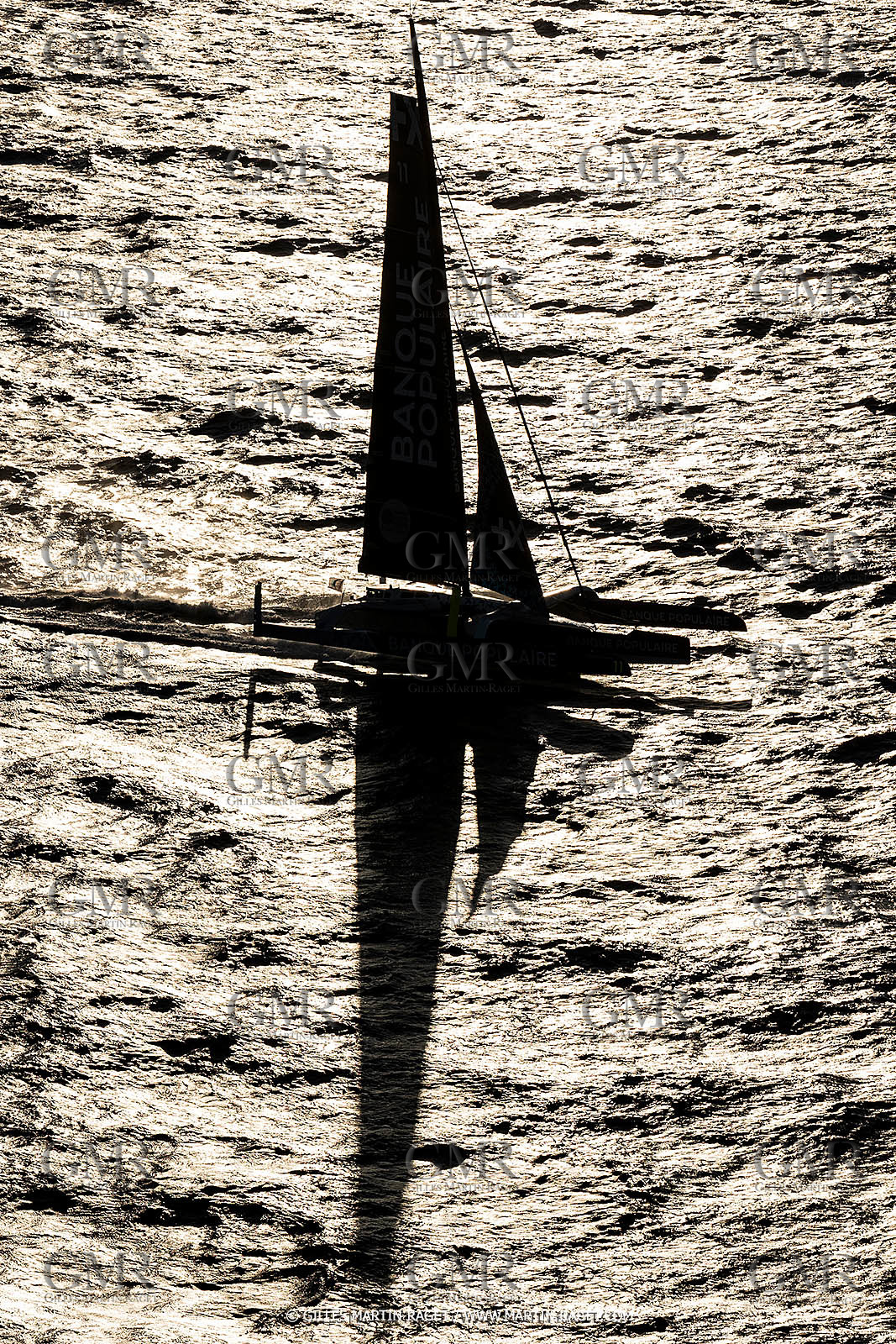 Banque Populaire devant Marseille