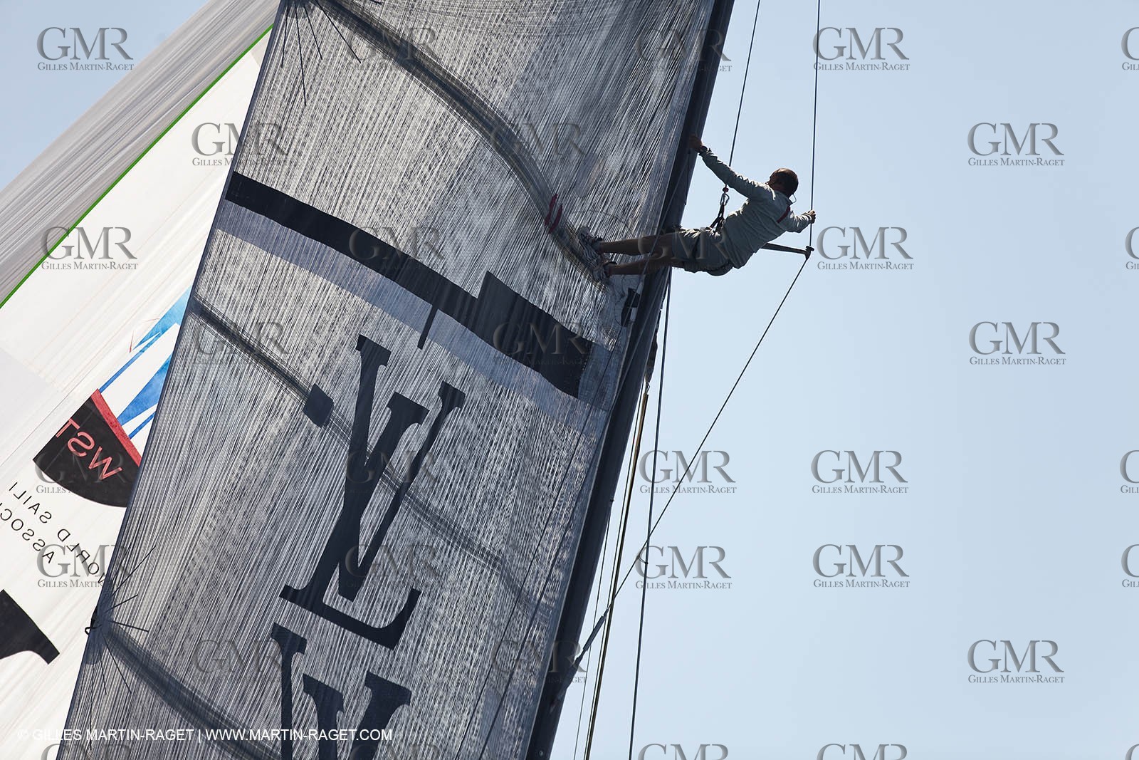 23 05 2010 - La Maddalena (ITA, Sardinia) Louis Vuitton Trophy - BMW ORACLE Racing - Racing Day 2