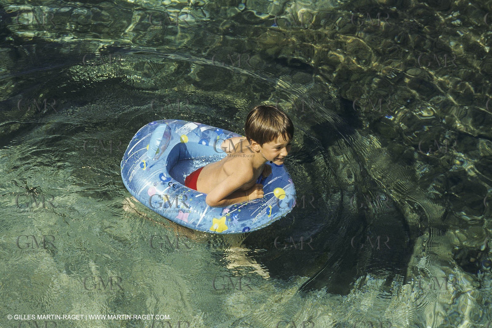 Sailing, cruising, people, children