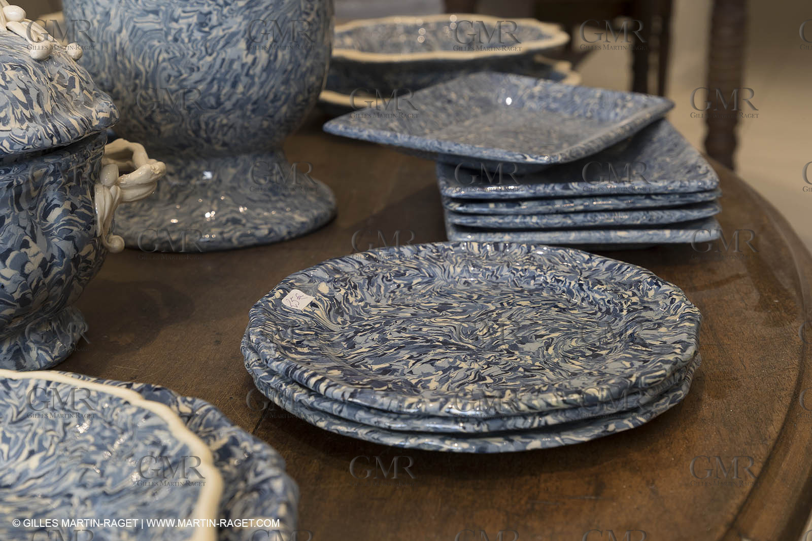 17 05 2018, Apt (FRA,84), Atelier de Faïence Rigo