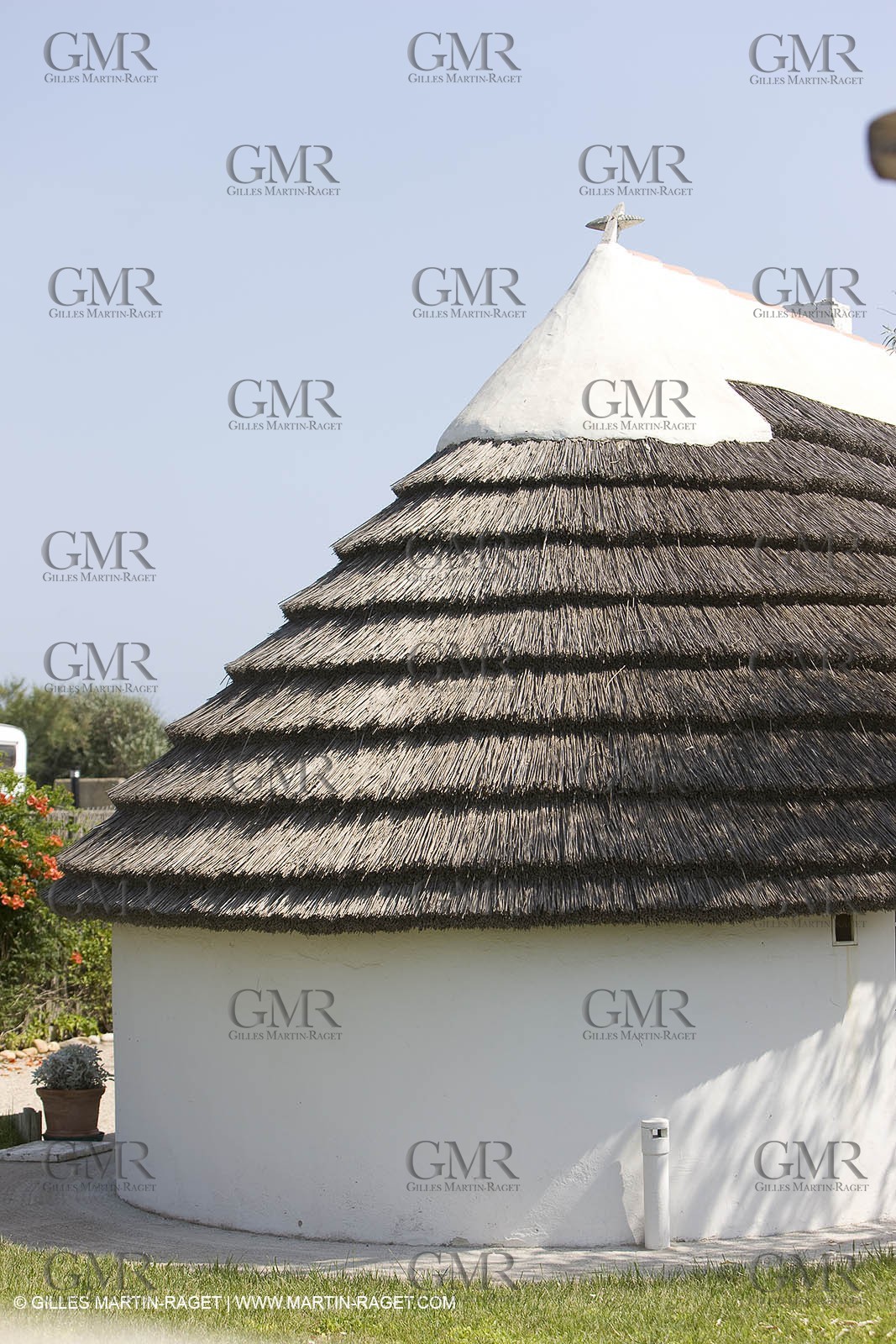 01 07 2008 - Les Saintes Maries de la mer (FRA, 13) - gardians cants