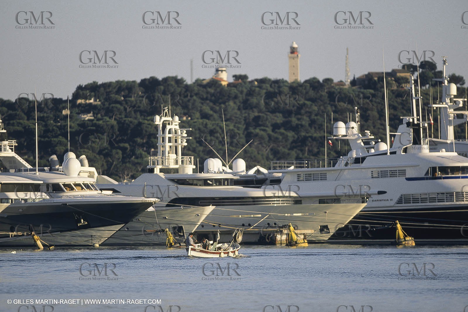 Super Motor Yachts,