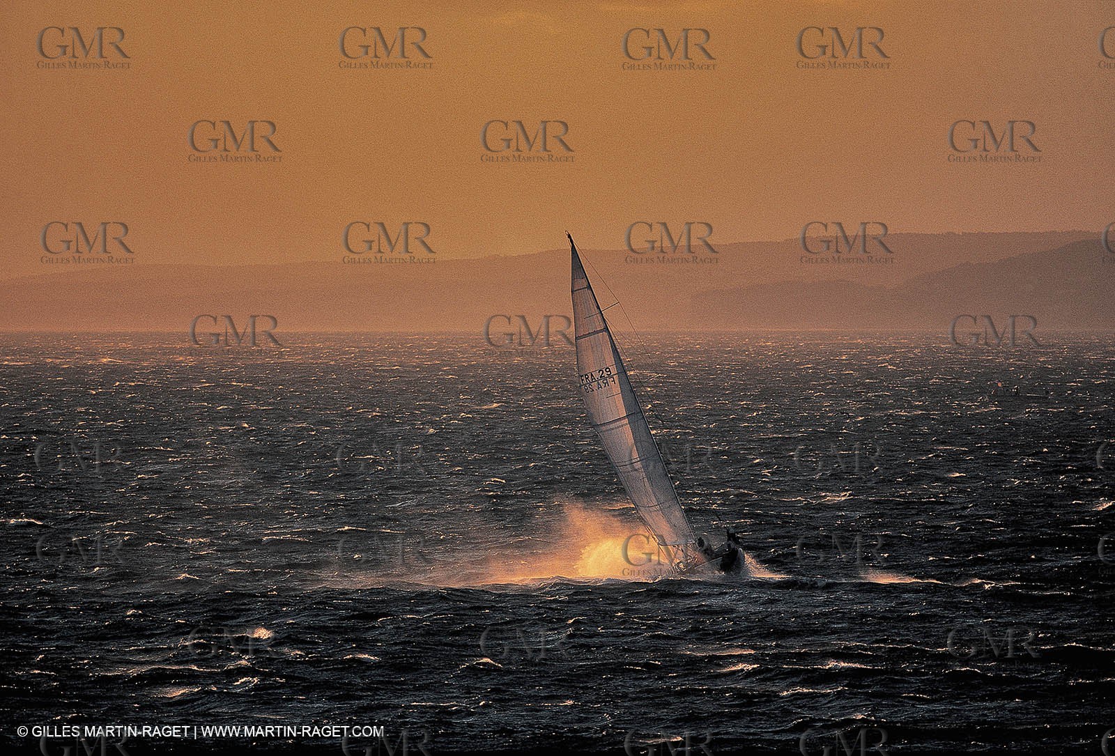 Crusing monohull sailing