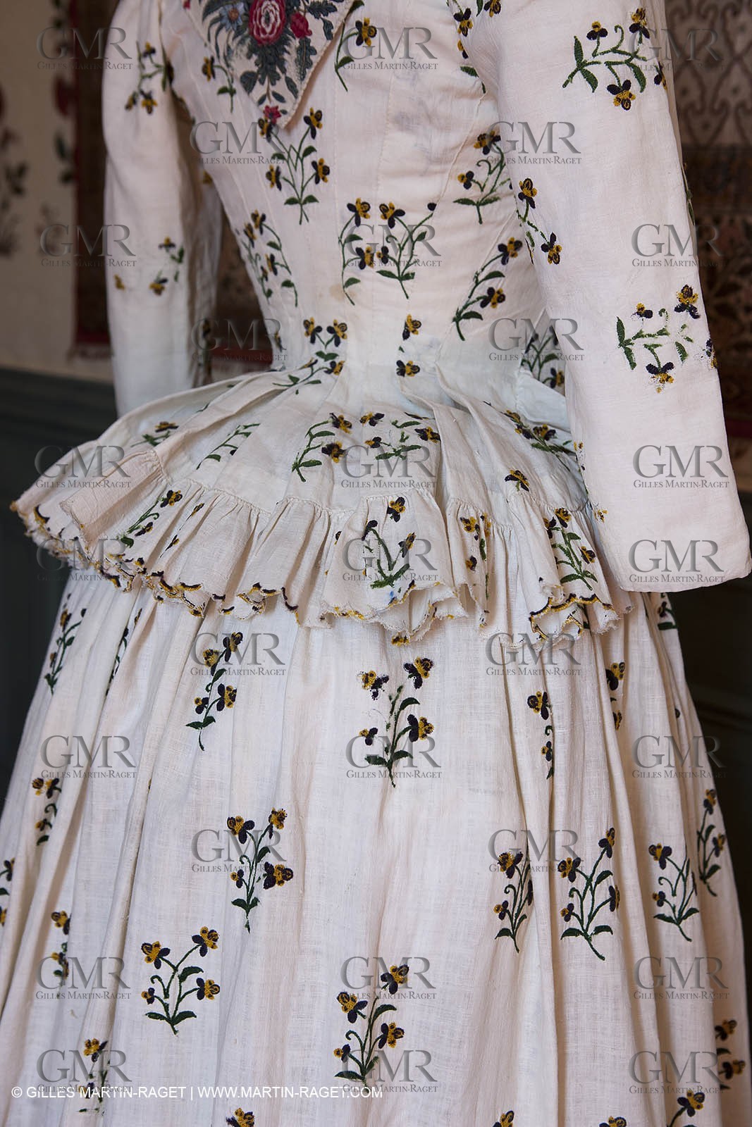 30 06 2011 - Toulon (FRA,83) - Villa Rosemaine - Indiennes sublimes exhibition