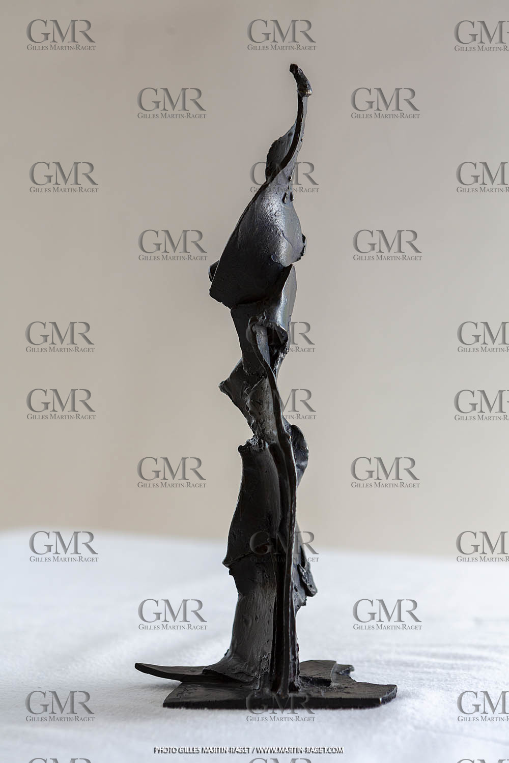 12 07 2020, St Rémy de Provence (FRA,13), Petit bronze n° 7 1955, bronze patiné foncé, Fondeur : L.Thinot.fondeur, Paris, épreuve exposition, 24 X 8 X 10,5 cm, collection particulière,