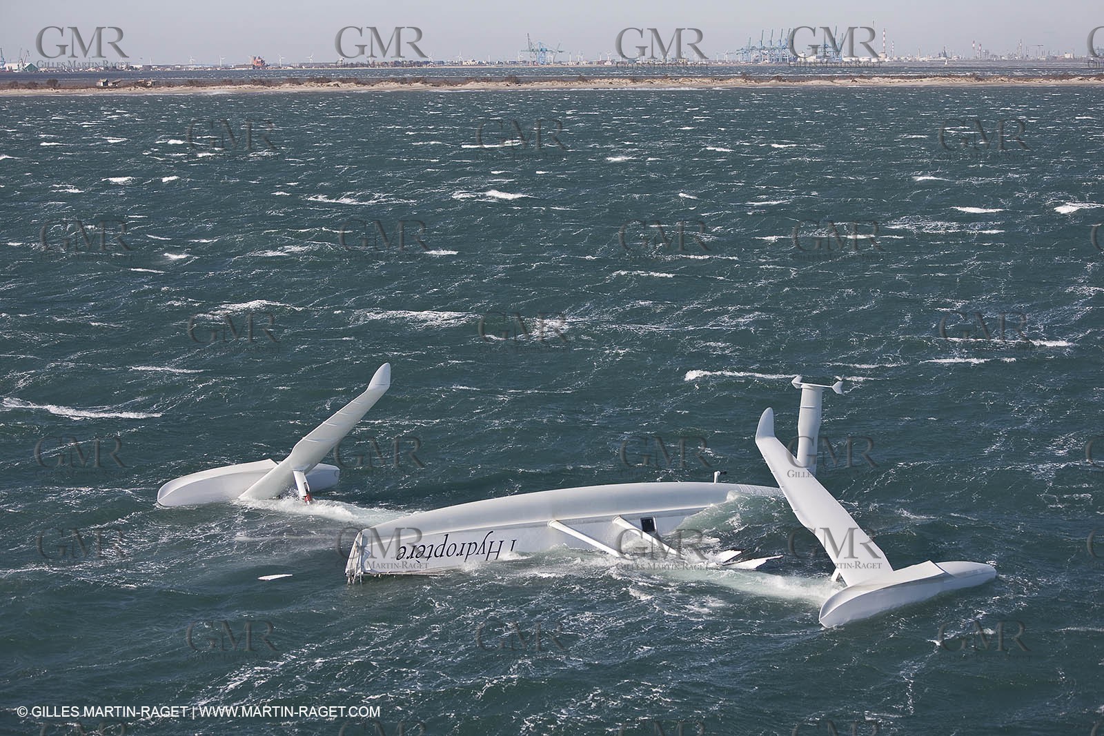 21 12 2008 - Port Saint Louis du Rhône (South of France) - The Hydroptere just after its capsize when trying to beat the overall sailing speed record