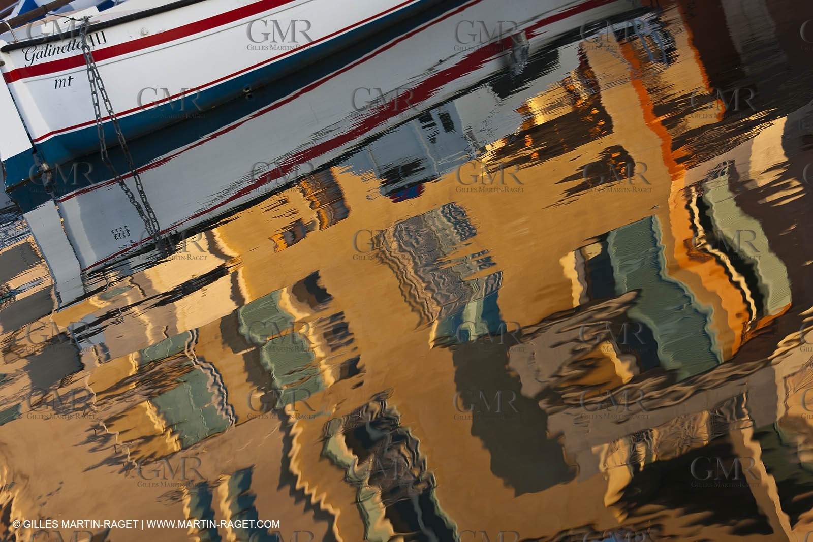 14 03 2012 - Martigues (FRA,13) - neighborhood Le Miroir (the mirror)