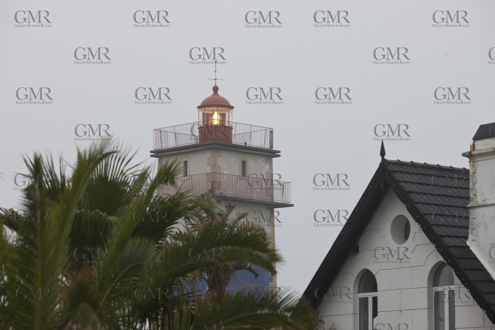 06 08 2011 - Cascais (PRT) - 34th America's Cup - AC World Series - Cascais 2011 -  Racing Day 1
