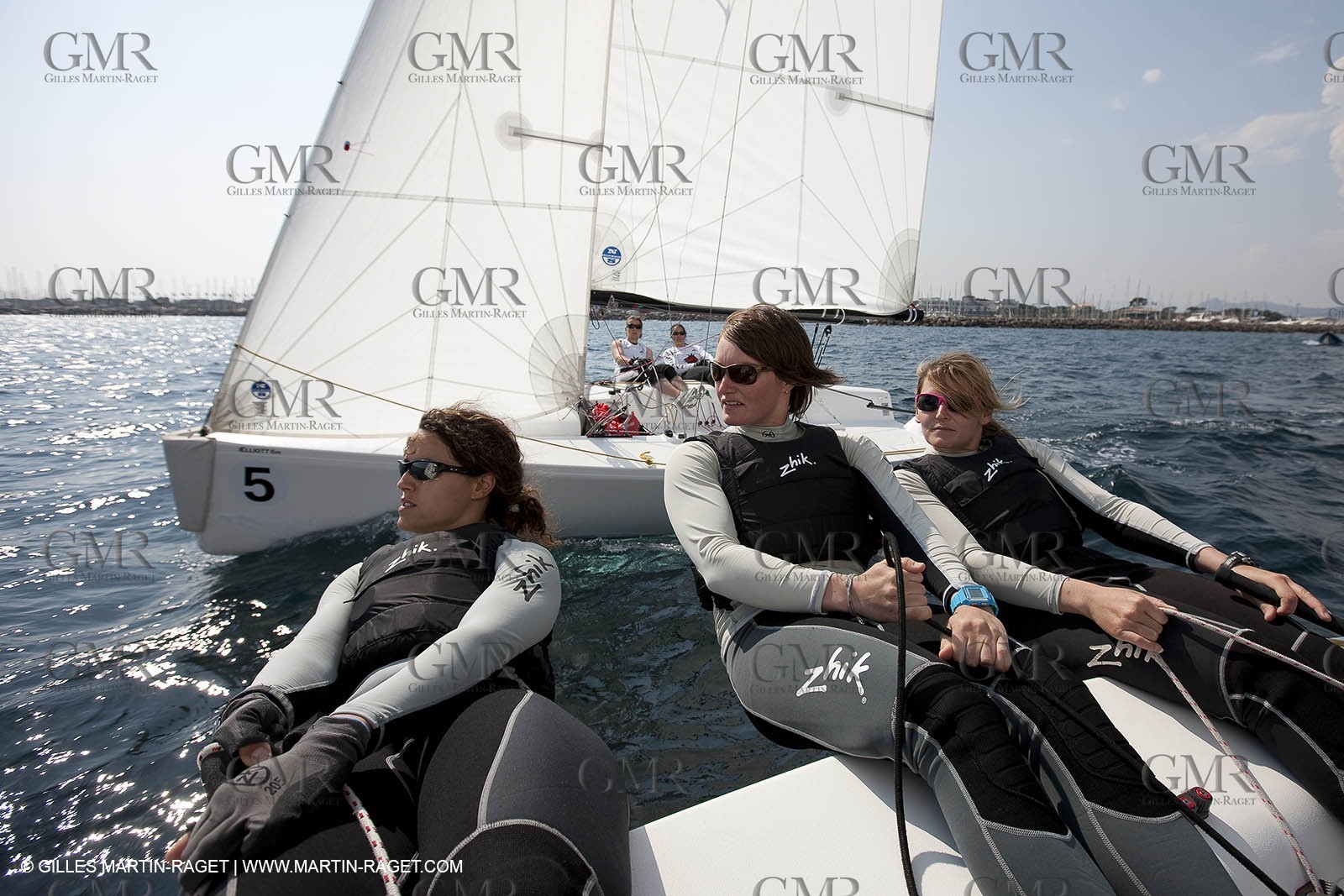 20 04 2010 - Hyères (FRA,83) - SOF 2010 - Zhik Team - women Match Racing - Leroy Pruvot  Bertrand