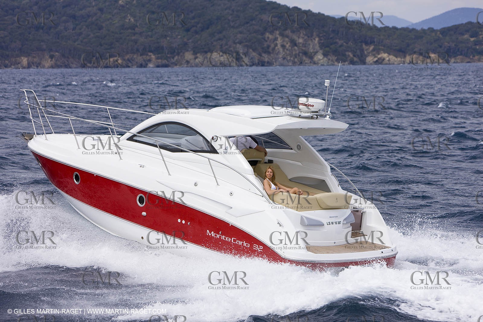 15 04 2008 - Porquerolles (Fra, 83) - Beneteau - Monte Carlo 32